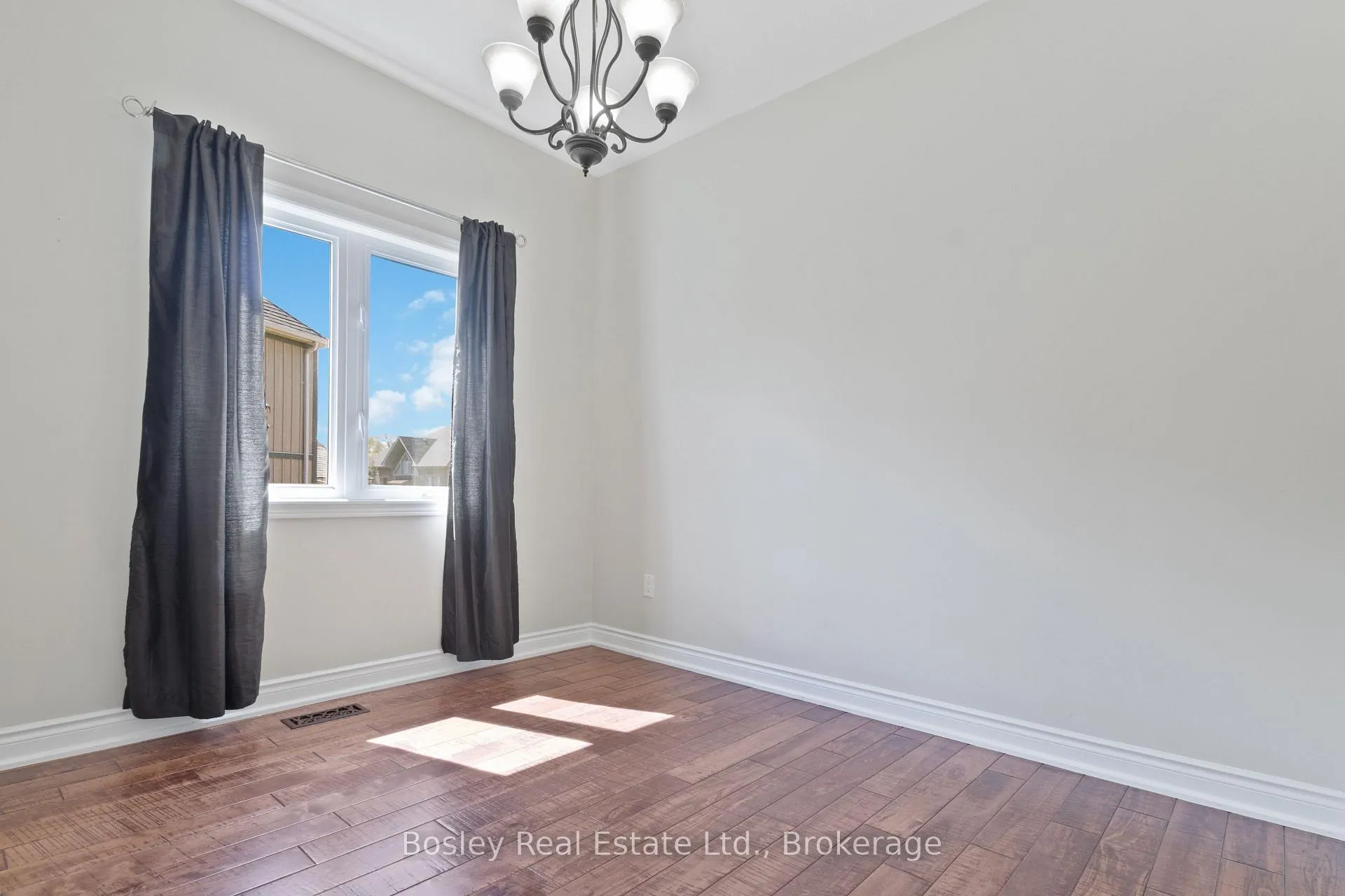 Photo 11 of Unit UPPER, 13 Cooper Street, Collingwood — HOMEH