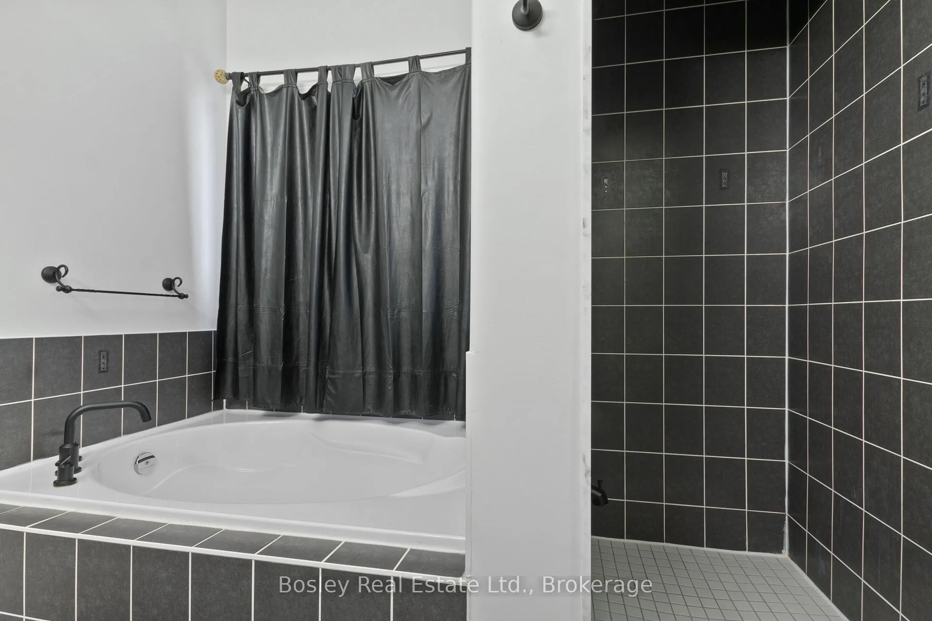 Photo 27 of Unit UPPER, 13 Cooper Street, Collingwood — HOMEH