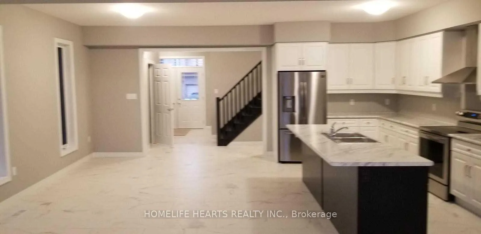 Photo 2 of 192 Macalister Boulevard, Guelph, Kortright East — HOMEH