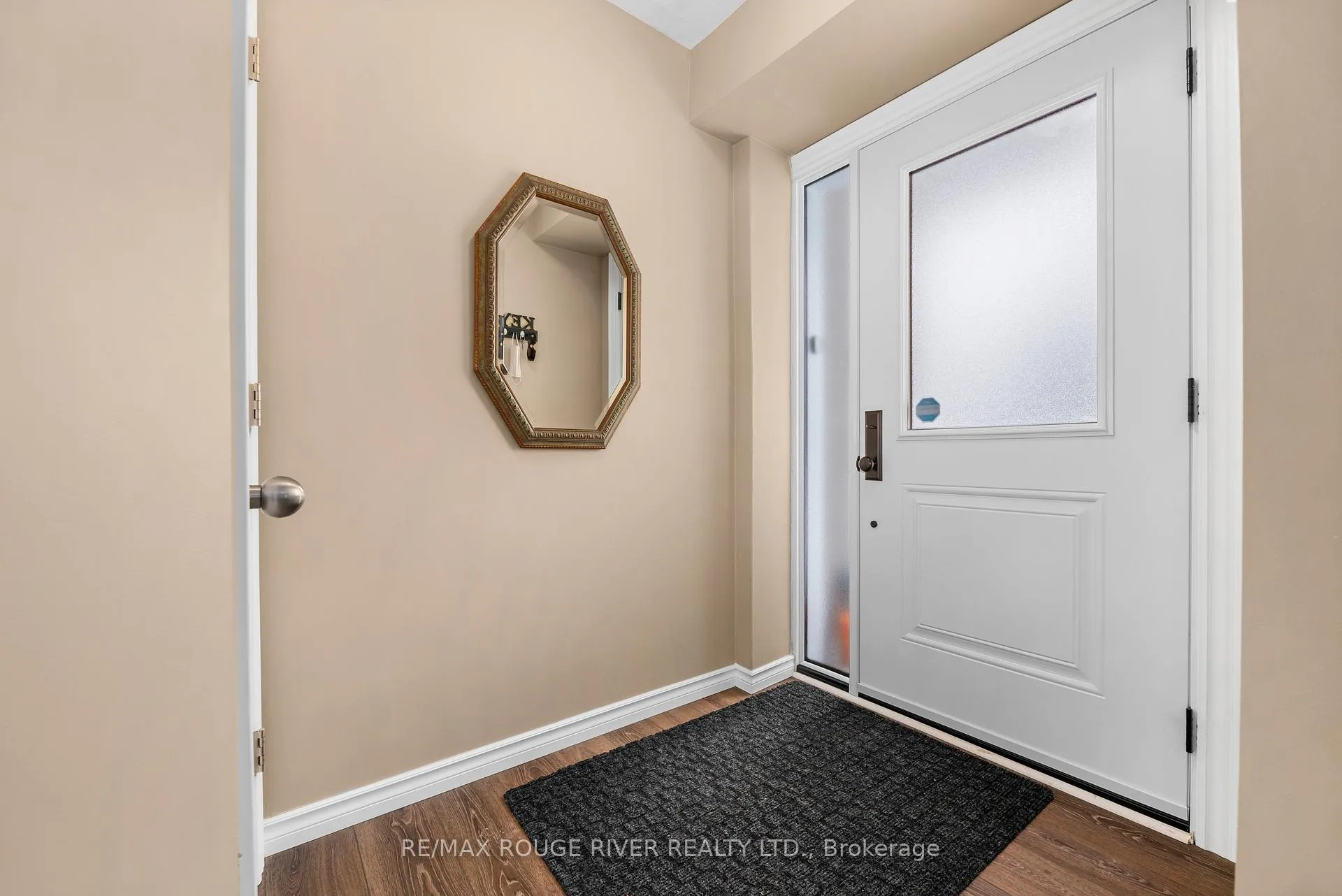 Photo 4 of 128 Fradette Avenue, Peterborough, Otonabee Ward 1 — HOMEH