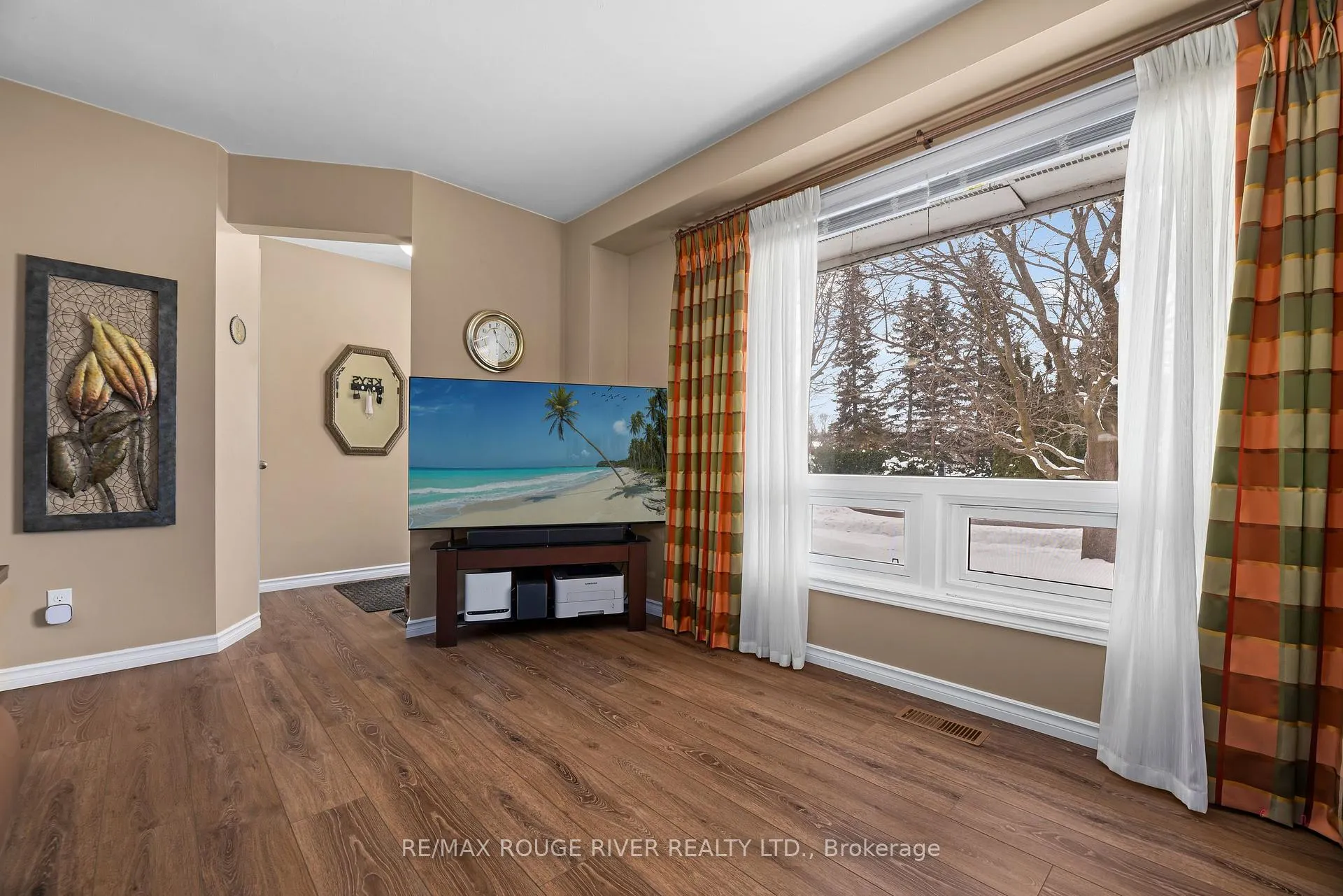 Photo 7 of 128 Fradette Avenue, Peterborough, Otonabee Ward 1 — HOMEH