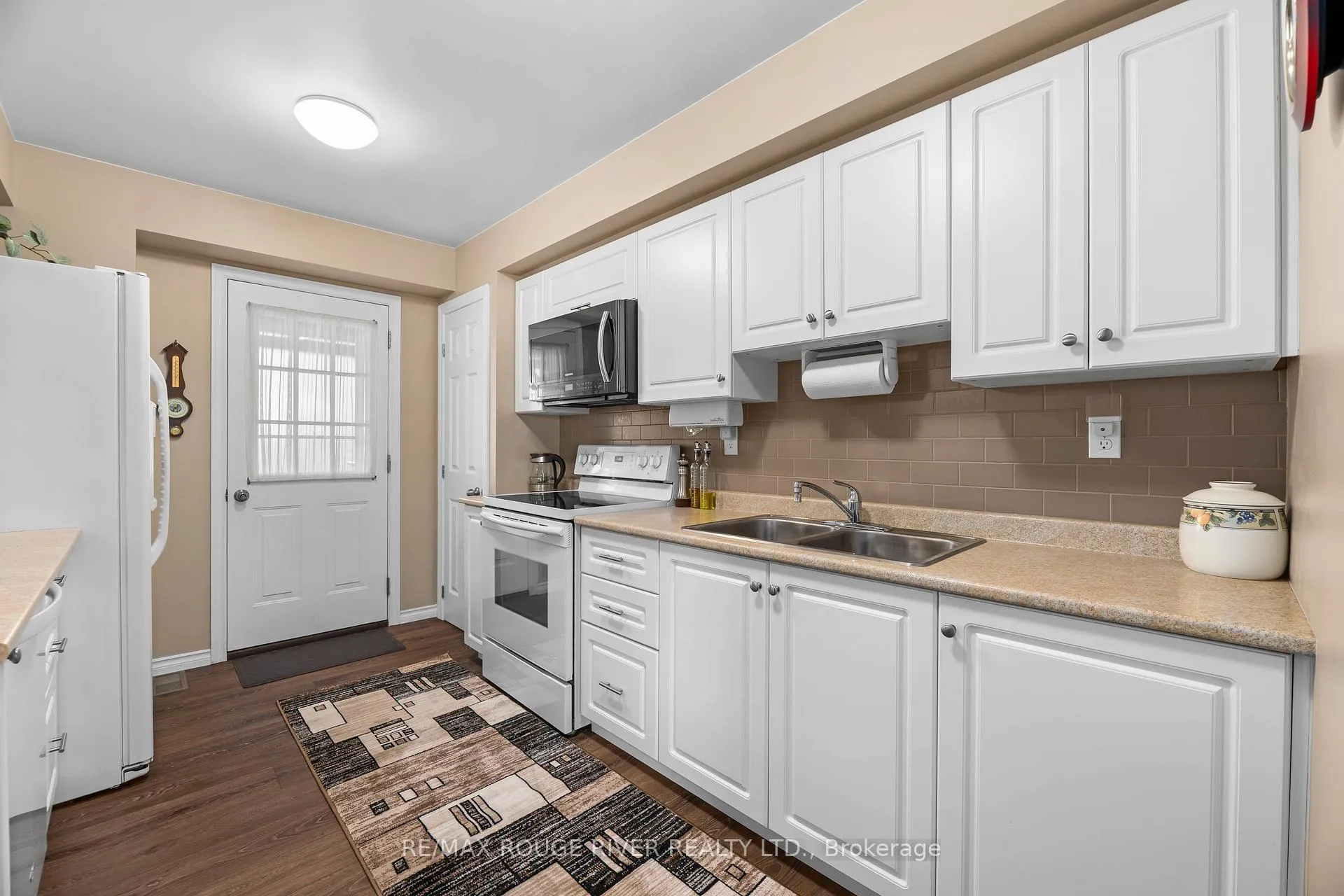 Photo 9 of 128 Fradette Avenue, Peterborough, Otonabee Ward 1 — HOMEH