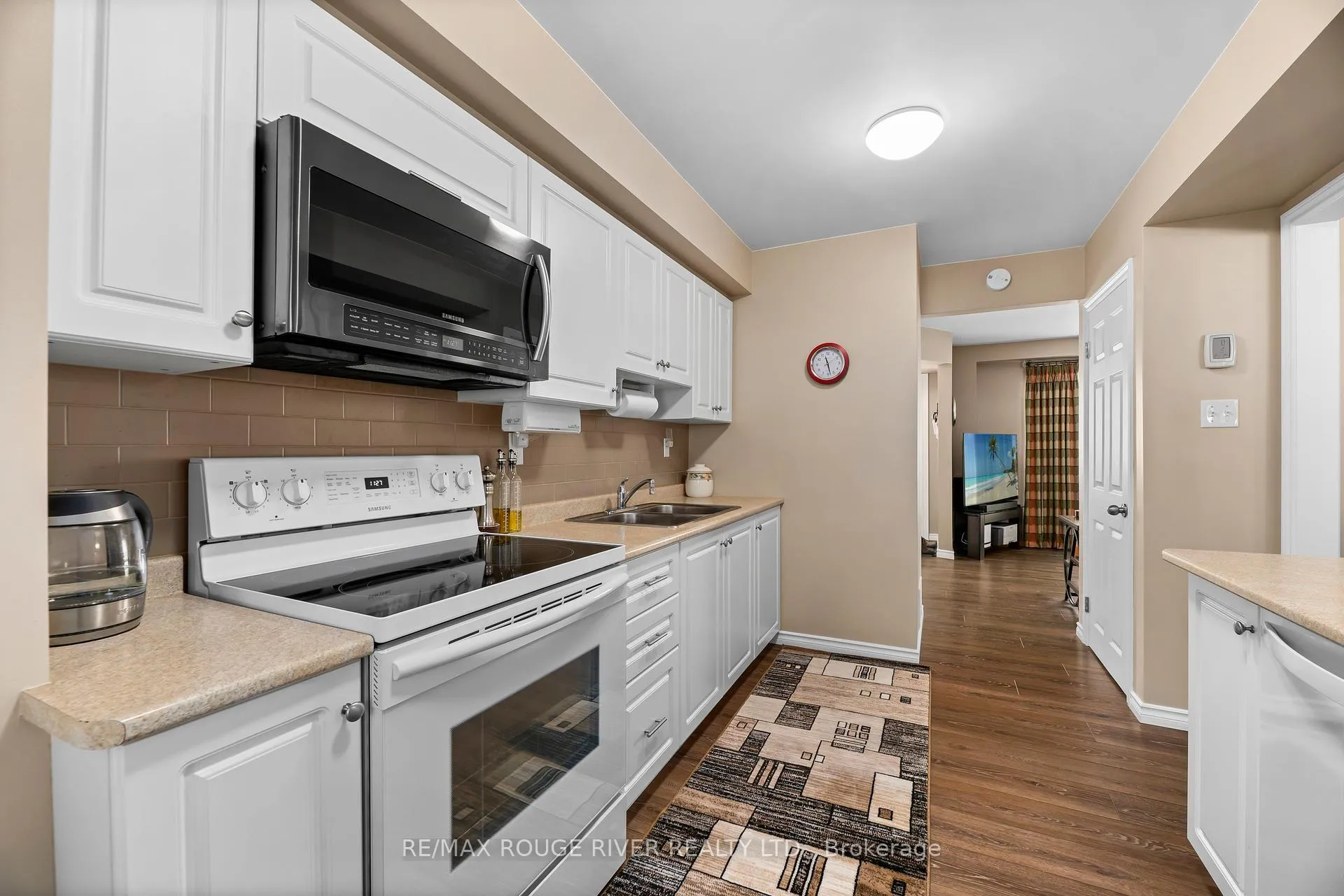 Photo 10 of 128 Fradette Avenue, Peterborough, Otonabee Ward 1 — HOMEH