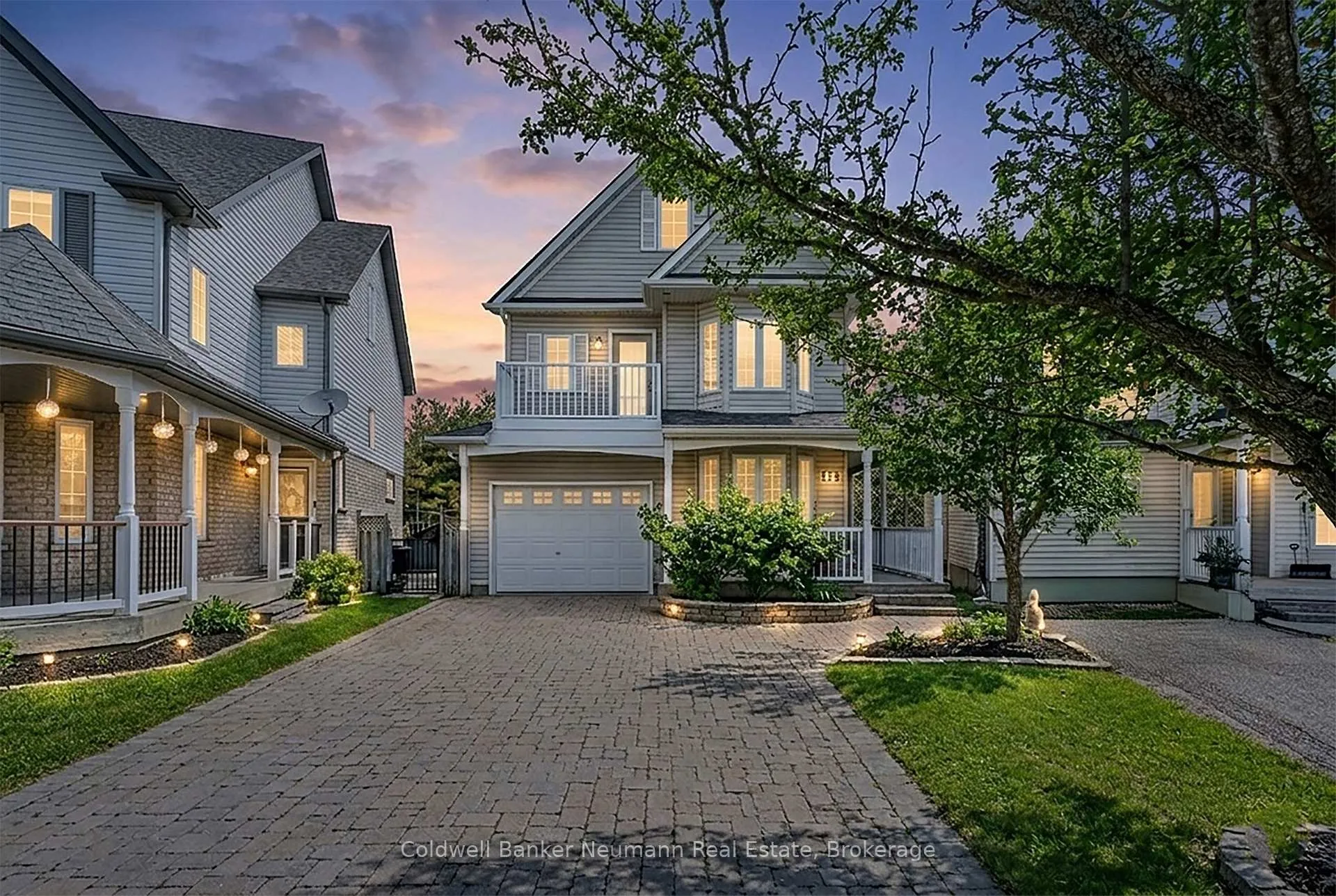 Photo 3 of 18 Carrington Place, Guelph, Kortright West — HOMEH