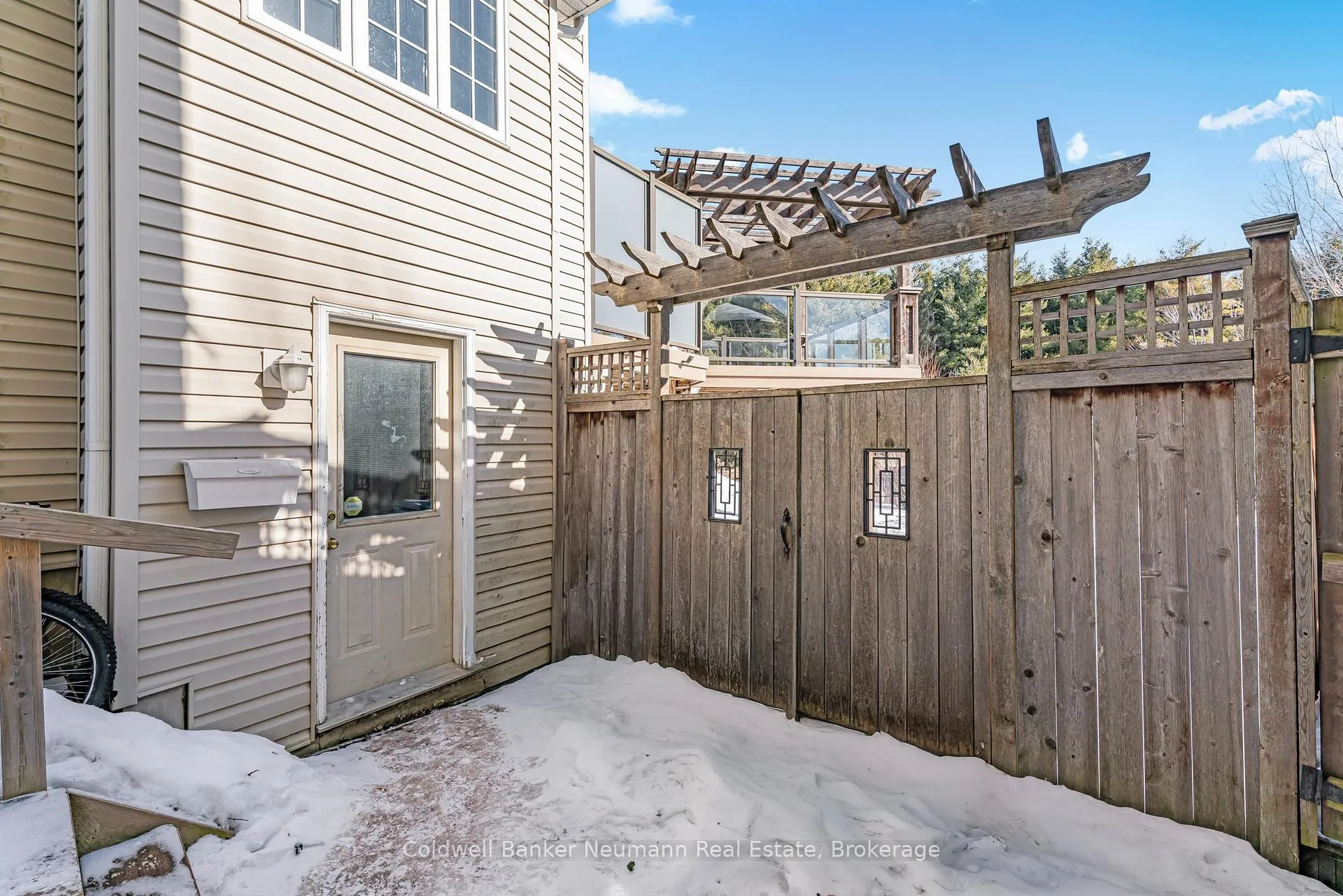 Photo 27 of 18 Carrington Place, Guelph, Kortright West — HOMEH