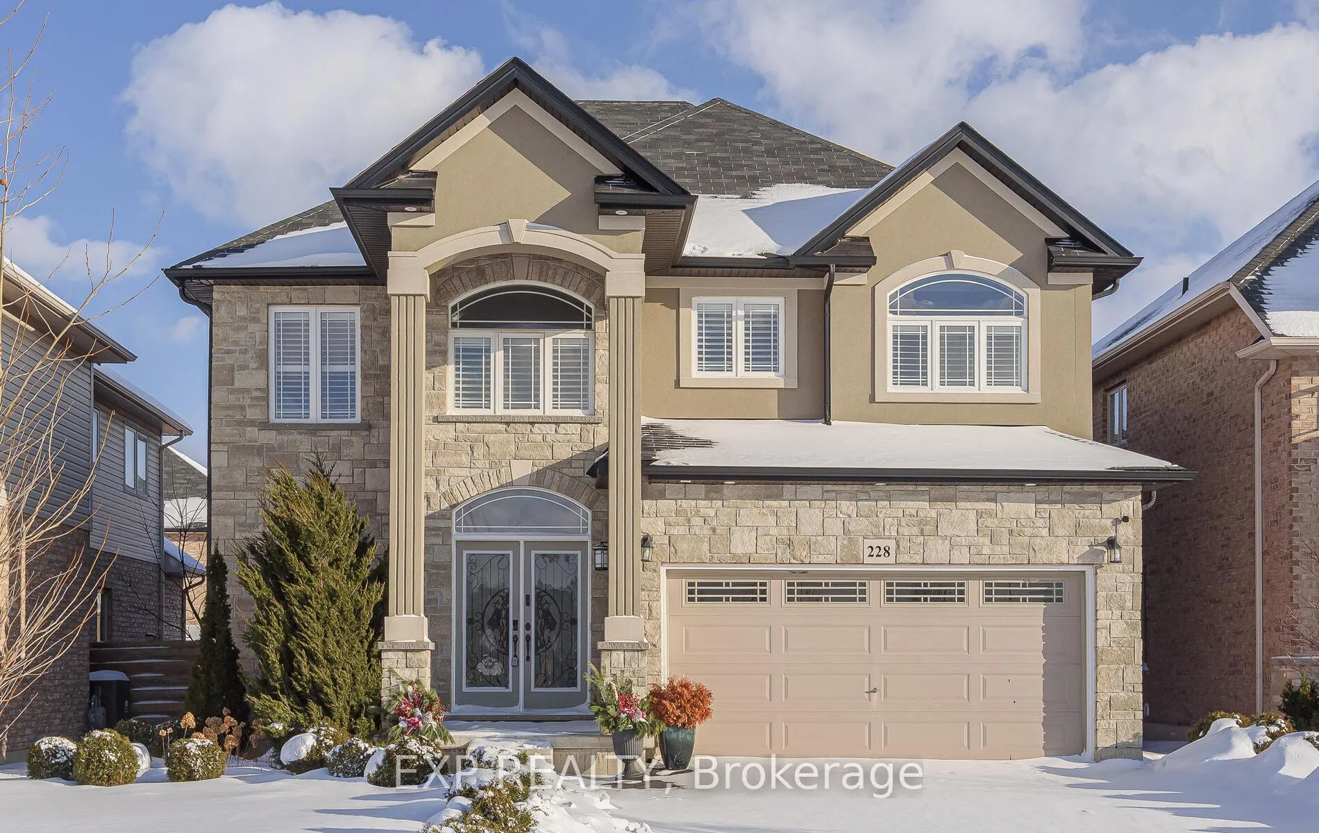 Photo 1 of 228 Greti Drive, Hamilton, Mount Hope — HOMEH