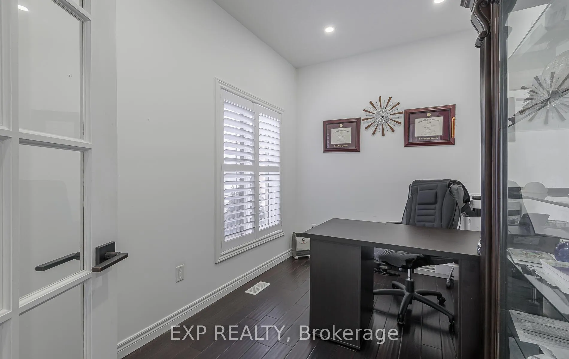 Photo 7 of 228 Greti Drive, Hamilton, Mount Hope — HOMEH