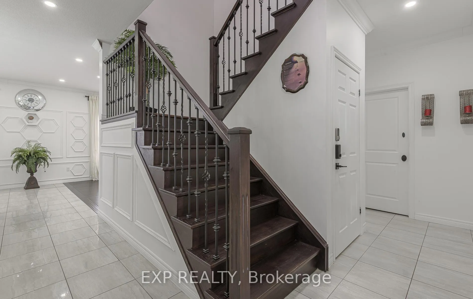 Photo 11 of 228 Greti Drive, Hamilton, Mount Hope — HOMEH