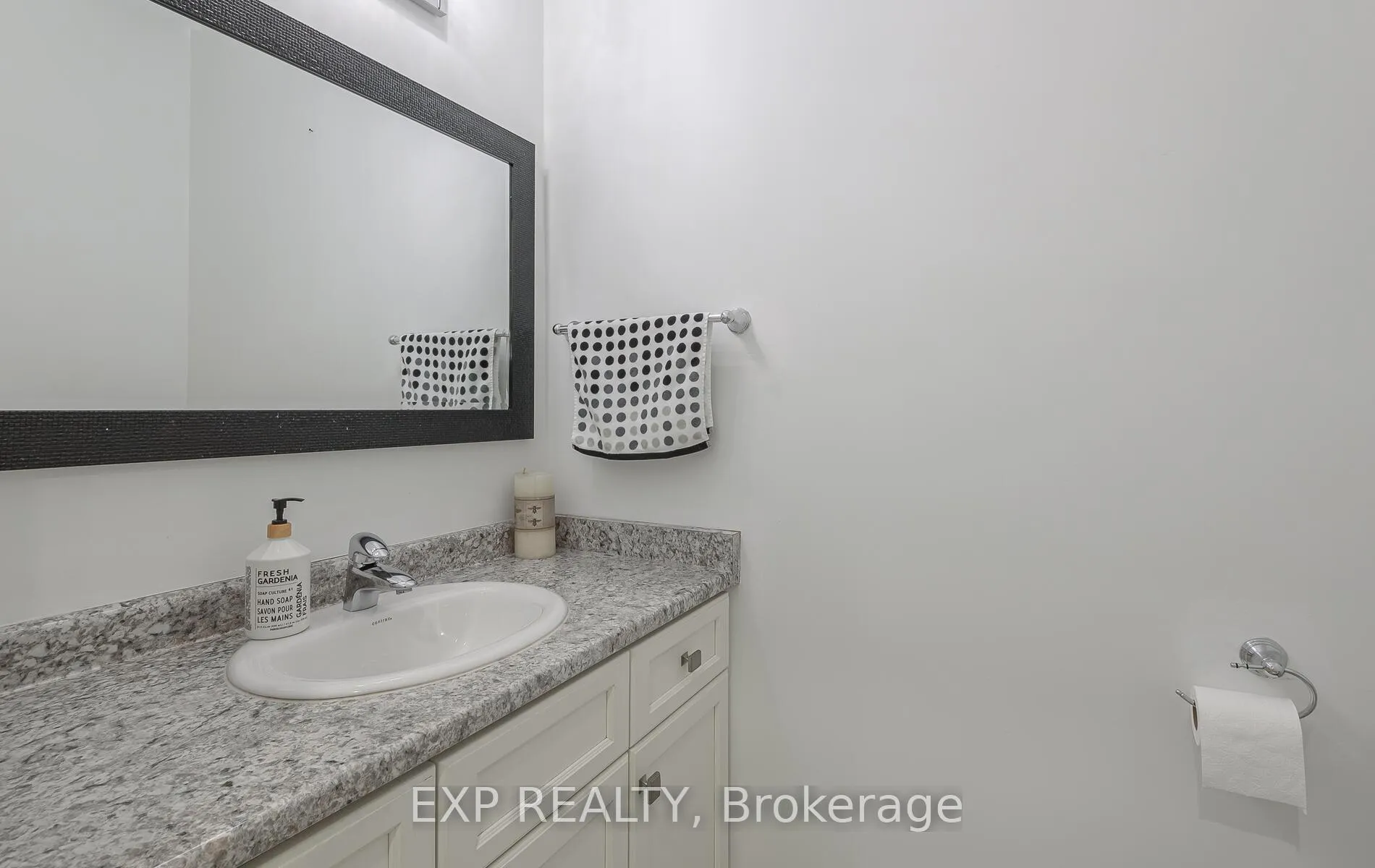 Photo 20 of 228 Greti Drive, Hamilton, Mount Hope — HOMEH