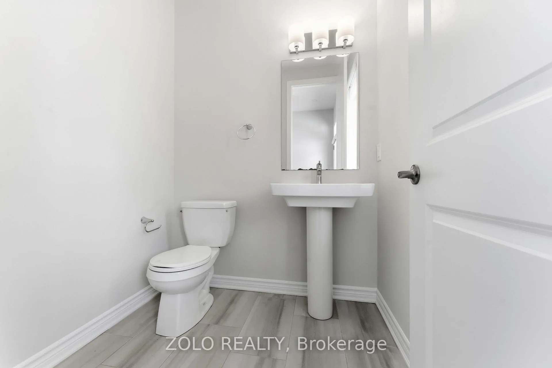 Photo 6 of 4130 Obsidian Street, Ottawa, Barrhaven - Half Moon Bay — HOMEH