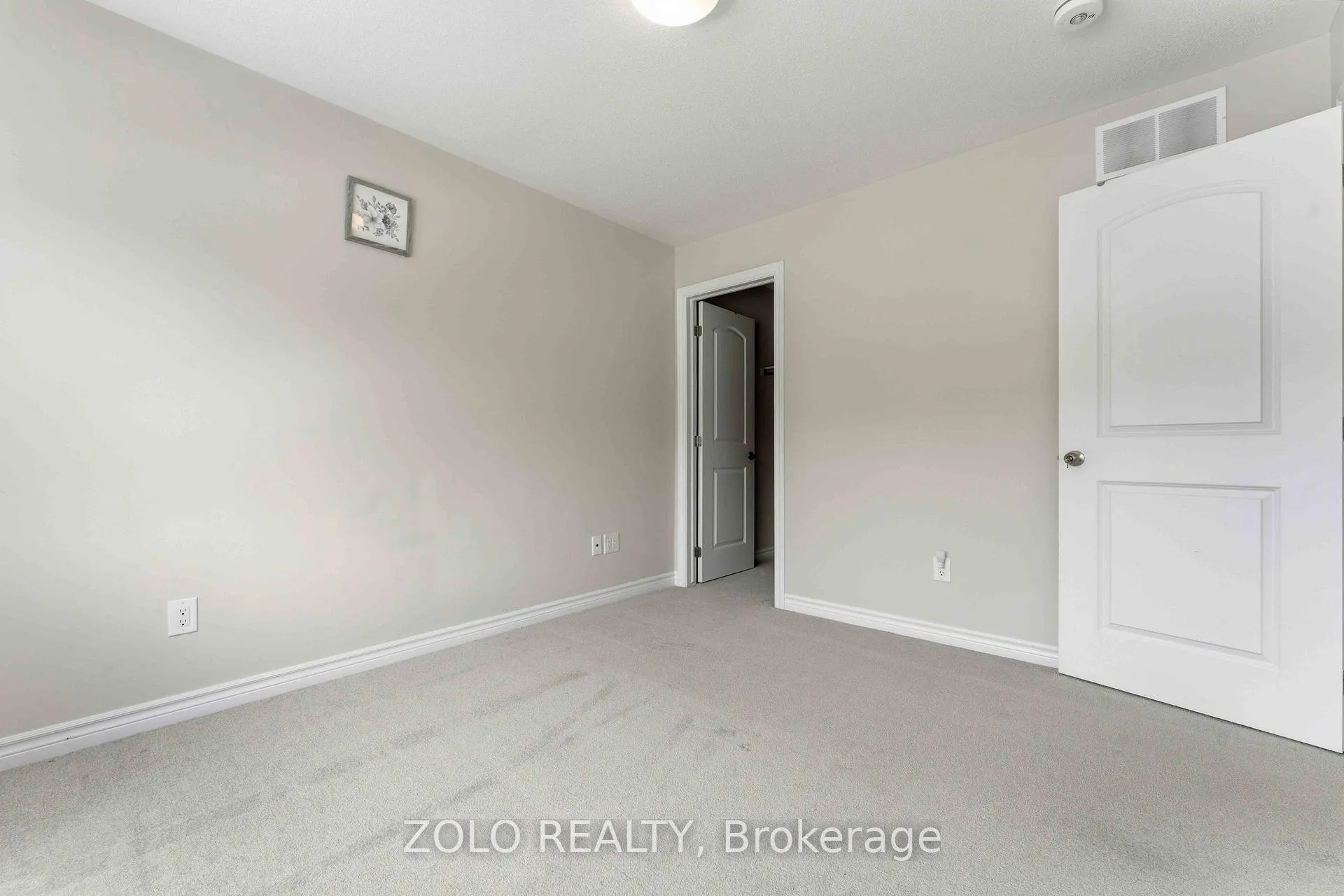 Photo 9 of 4130 Obsidian Street, Ottawa, Barrhaven - Half Moon Bay — HOMEH