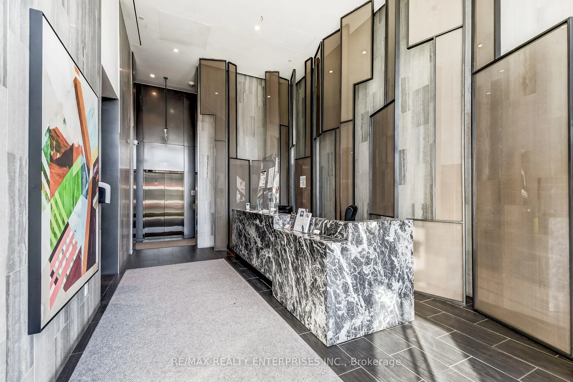 Photo 3 of Unit 1104, 27 Bathurst Street, Toronto, Waterfront Communities — HOMEH