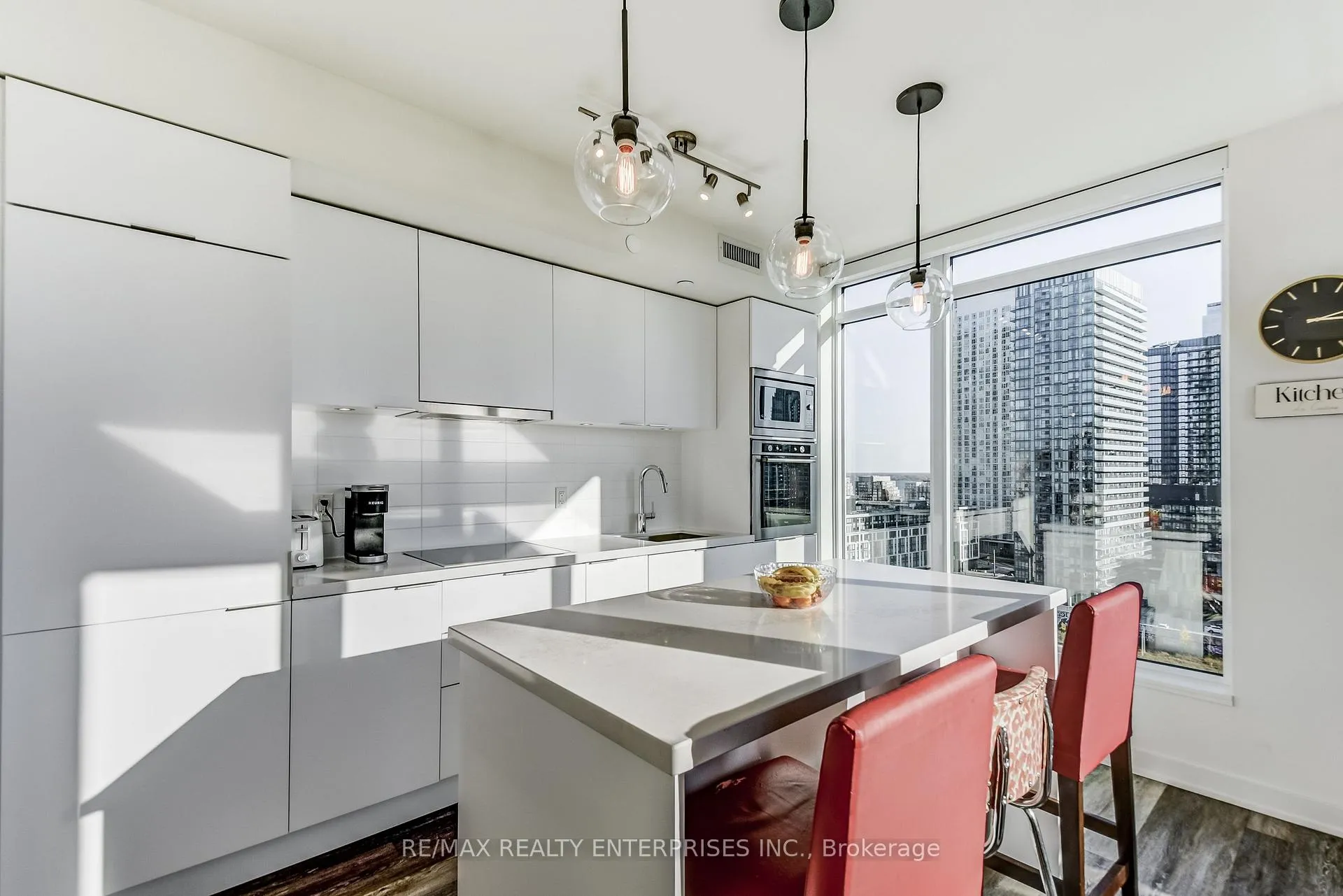 Photo 10 of Unit 1104, 27 Bathurst Street, Toronto, Waterfront Communities — HOMEH