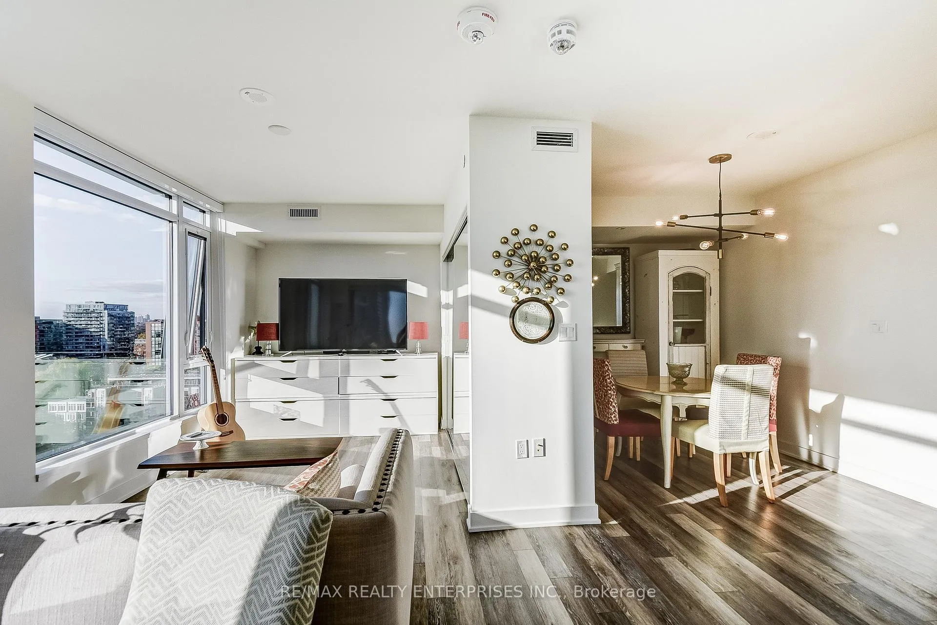 Photo 12 of Unit 1104, 27 Bathurst Street, Toronto, Waterfront Communities — HOMEH