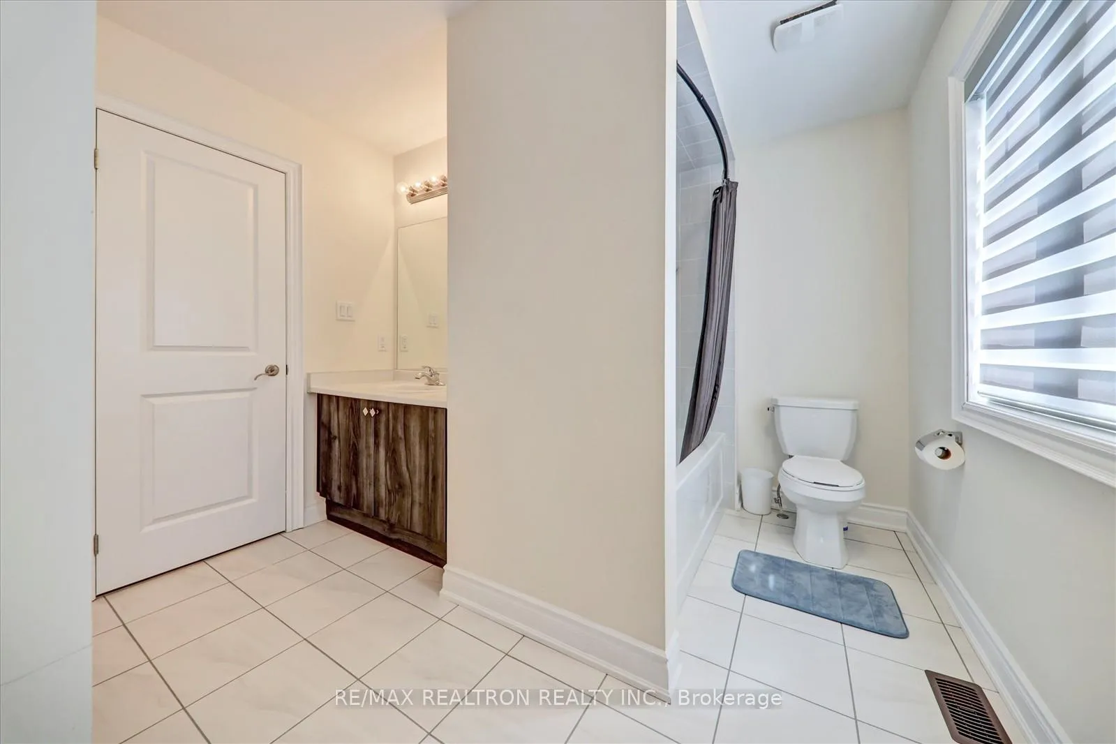Photo 21 of 96 Kennedy Boulevard, New Tecumseth, Rural New Tecumseth — HOMEH
