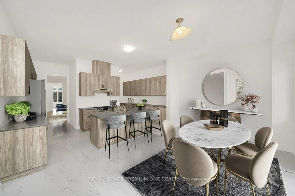 Photo 7 of 44 James Walker Avenue, Caledon, Caledon East — HOMEH