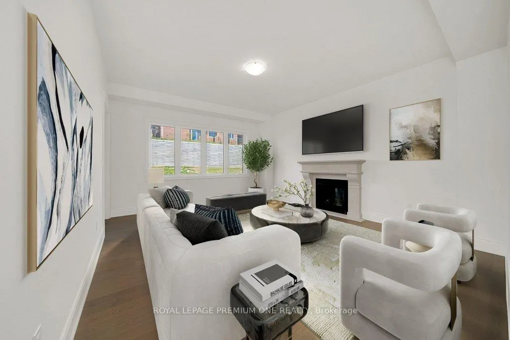 Photo 10 of 44 James Walker Avenue, Caledon, Caledon East — HOMEH