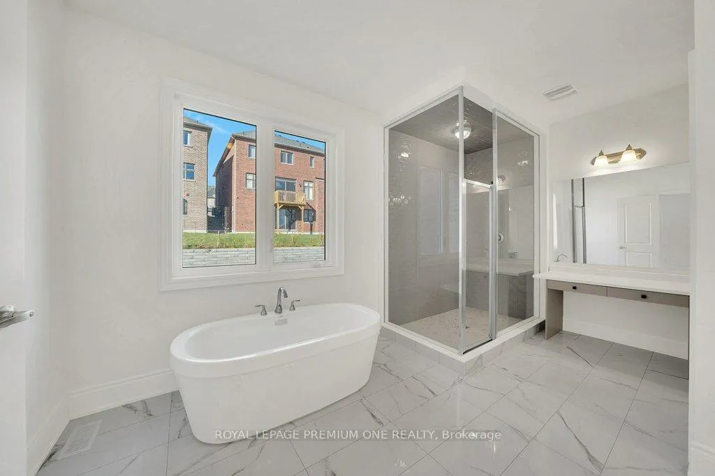Photo 15 of 44 James Walker Avenue, Caledon, Caledon East — HOMEH