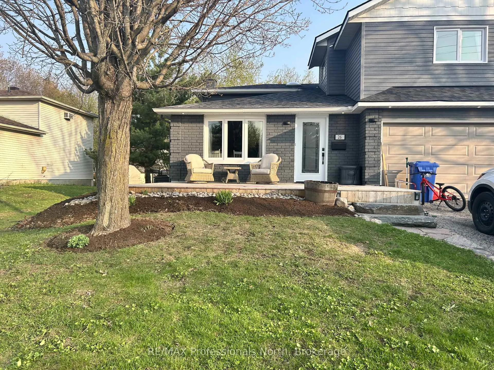 Photo 10 of 26 Maypark Drive, Bracebridge, Monck (Bracebridge) — HOMEH