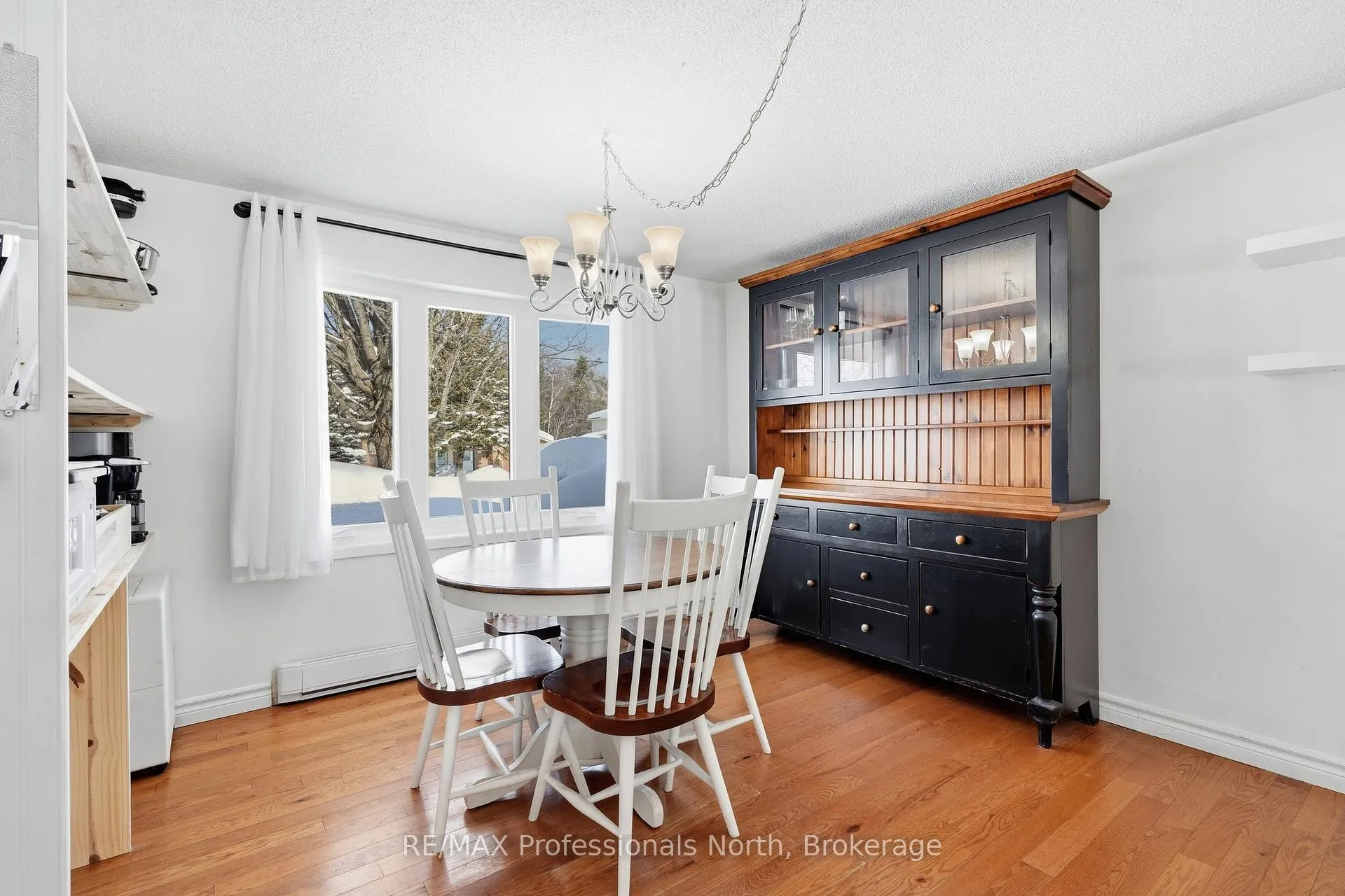 Photo 17 of 26 Maypark Drive, Bracebridge, Monck (Bracebridge) — HOMEH
