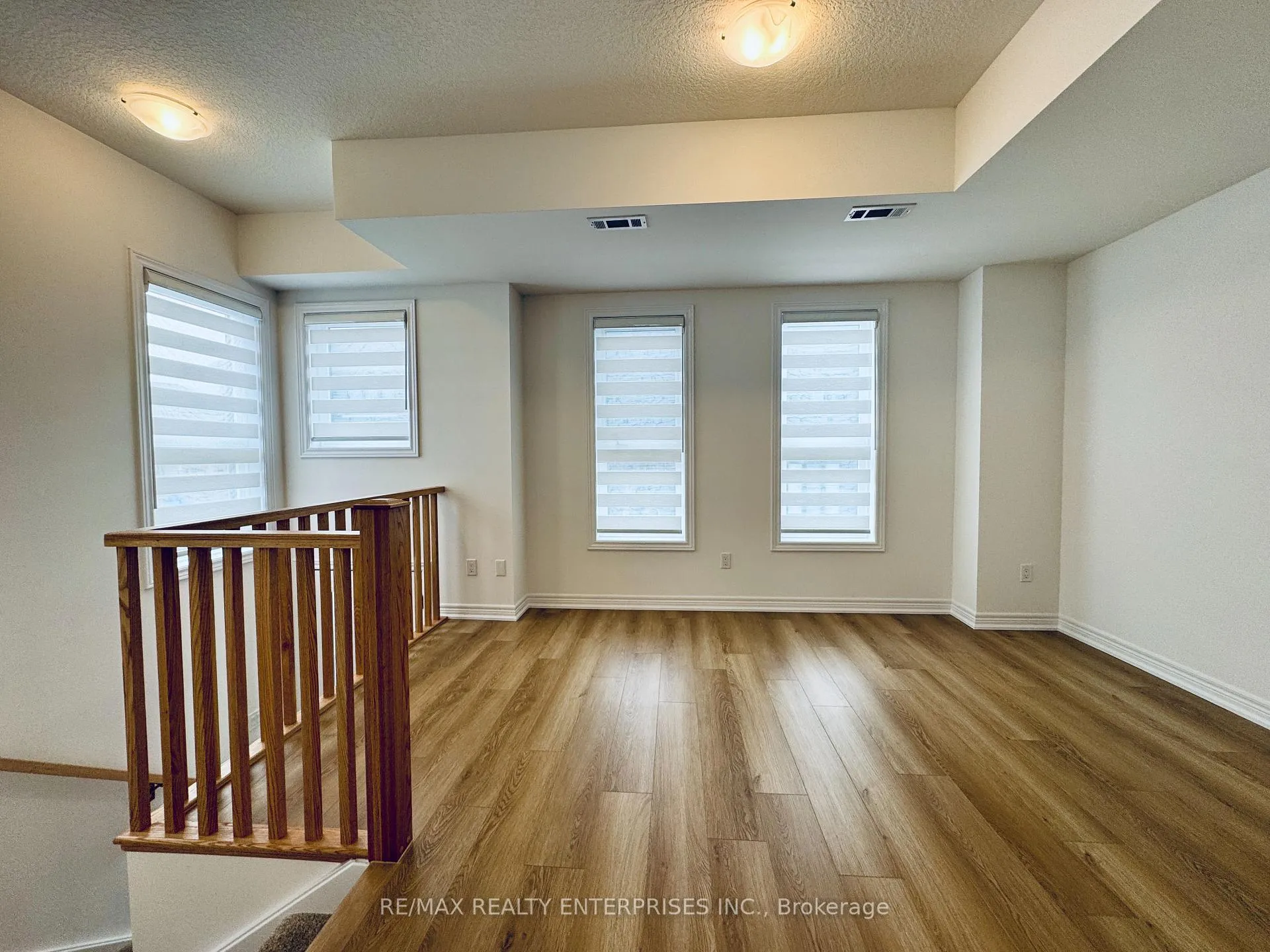 Photo 7 of Unit 1, 70 Kenesky Drive, Hamilton, Waterdown — HOMEH
