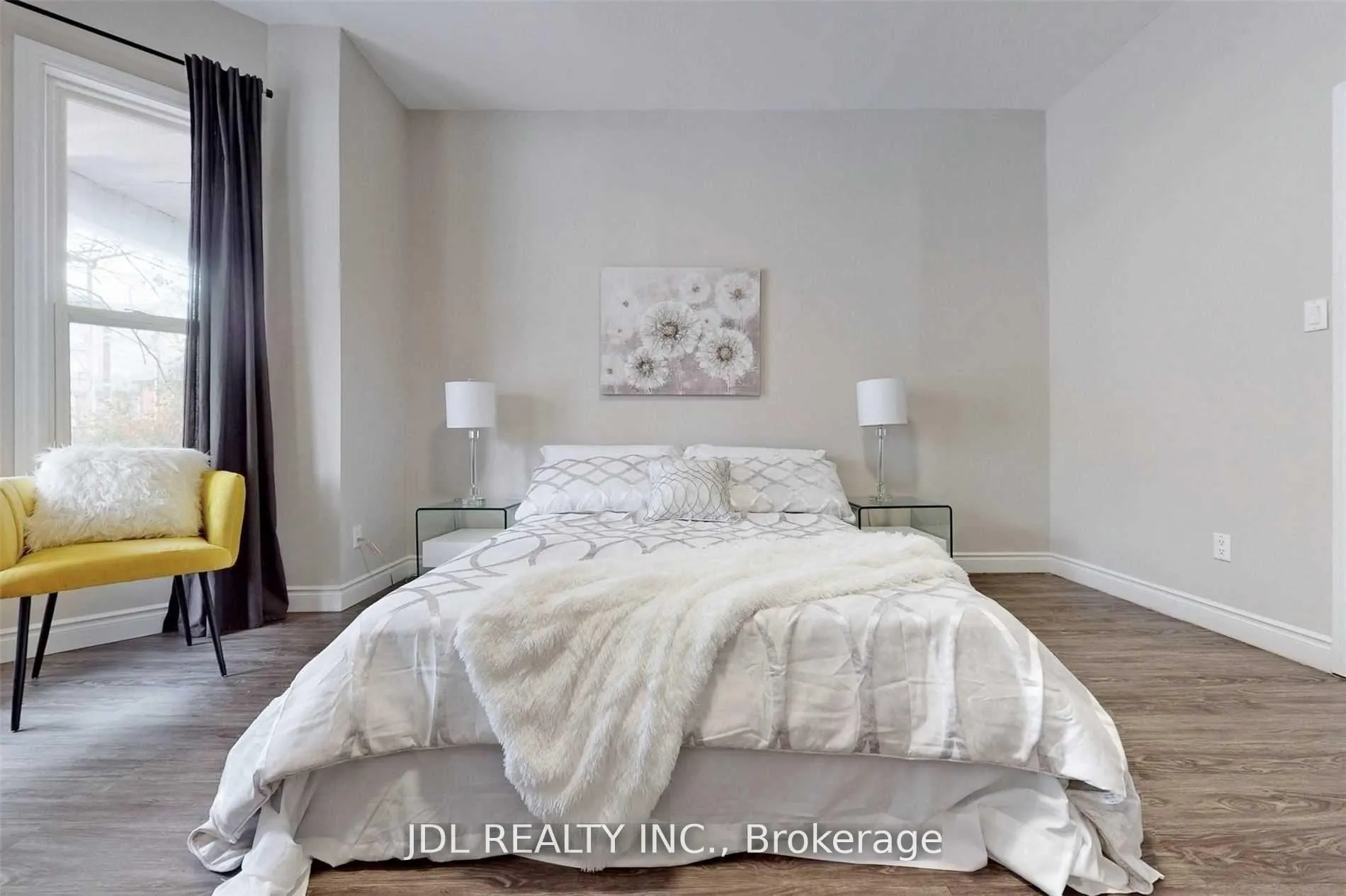 Photo 19 of 216 Mc Caul Street, Toronto, Kensington-Chinatown — HOMEH