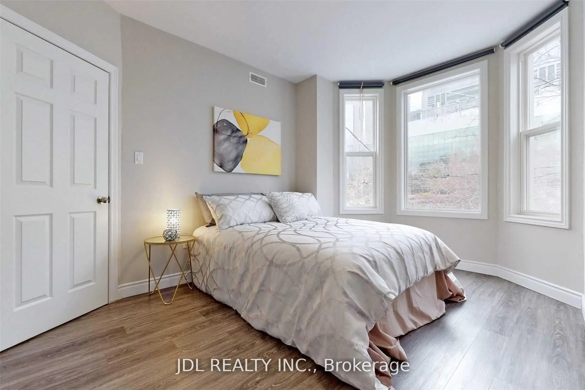 Photo 30 of 216 Mc Caul Street, Toronto, Kensington-Chinatown — HOMEH