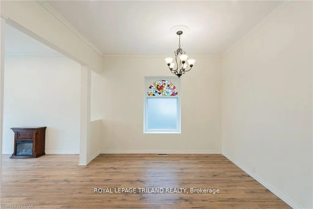 Photo 7 of 101 Malakoff Street, St. Thomas — HOMEH