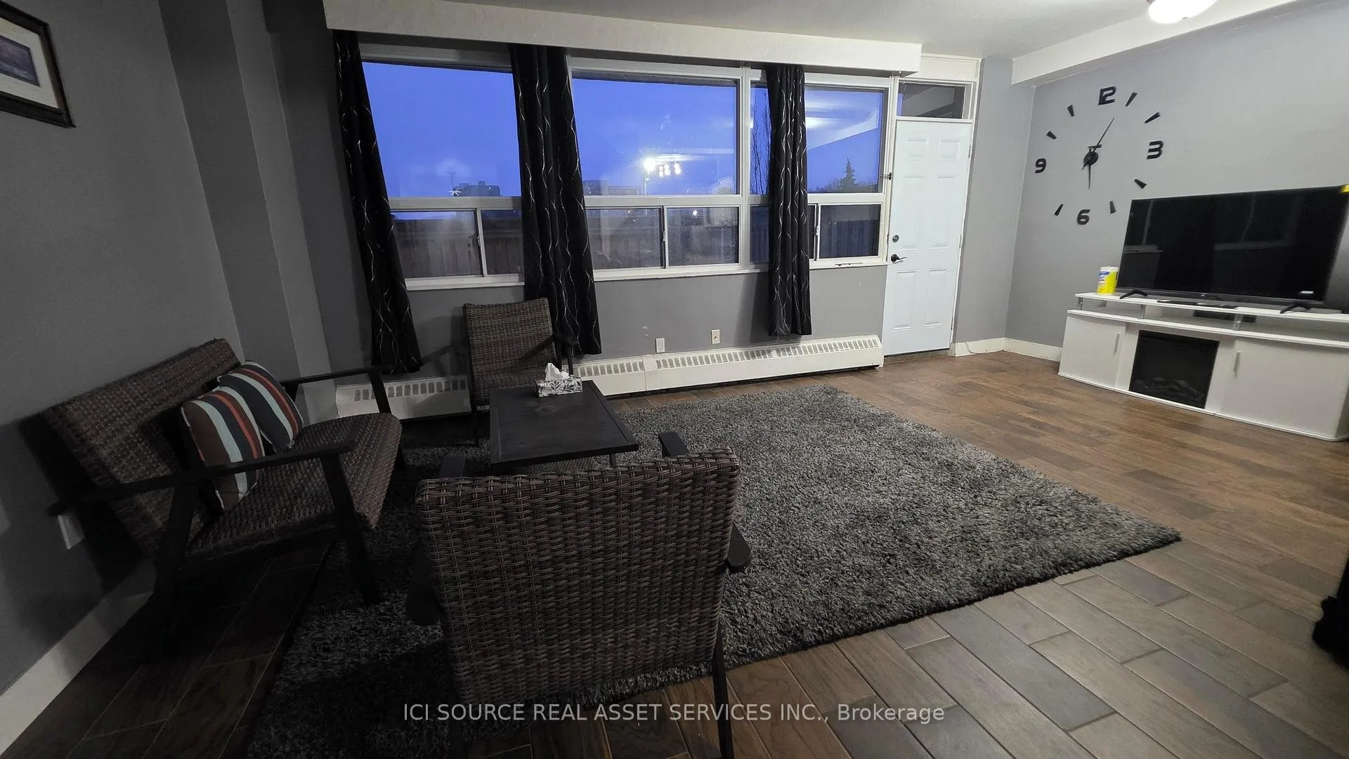Photo 4 of Unit 21, 15 Nicklaus Drive, Hamilton, Vincent — HOMEH