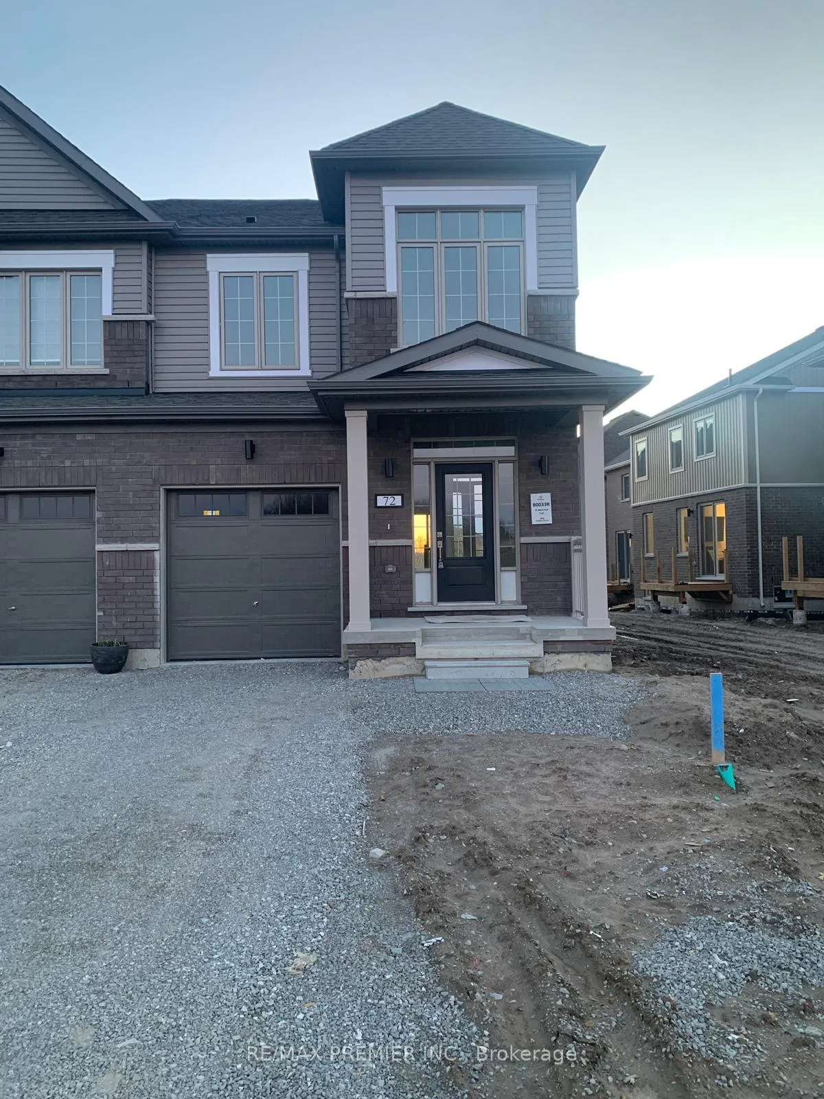 Photo 1 of 72 West Oak Trail, Barrie, Rural Barrie Southeast — HOMEH
