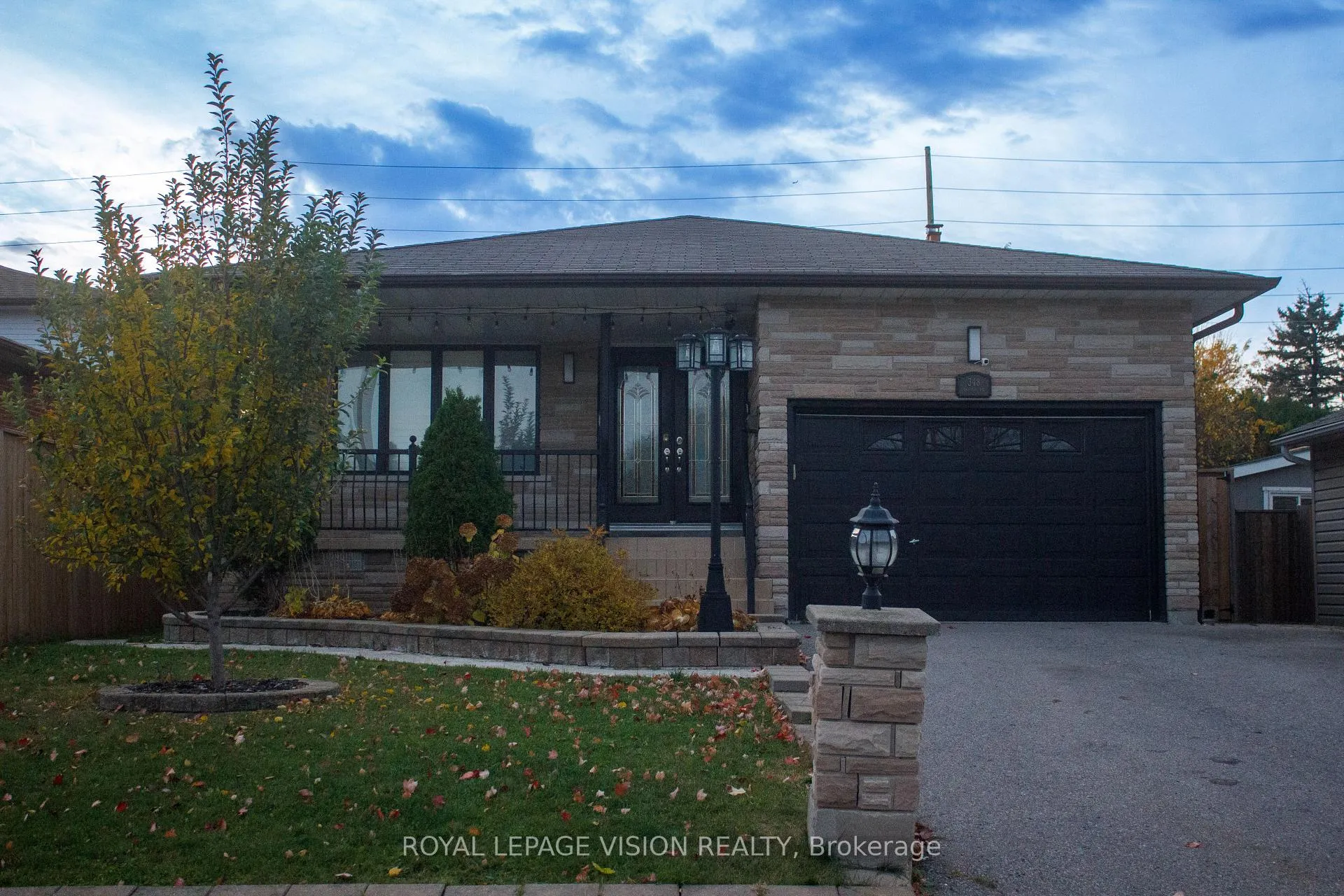 Photo 1 of 348 Preston Drive, Oshawa, McLaughlin — HOMEH