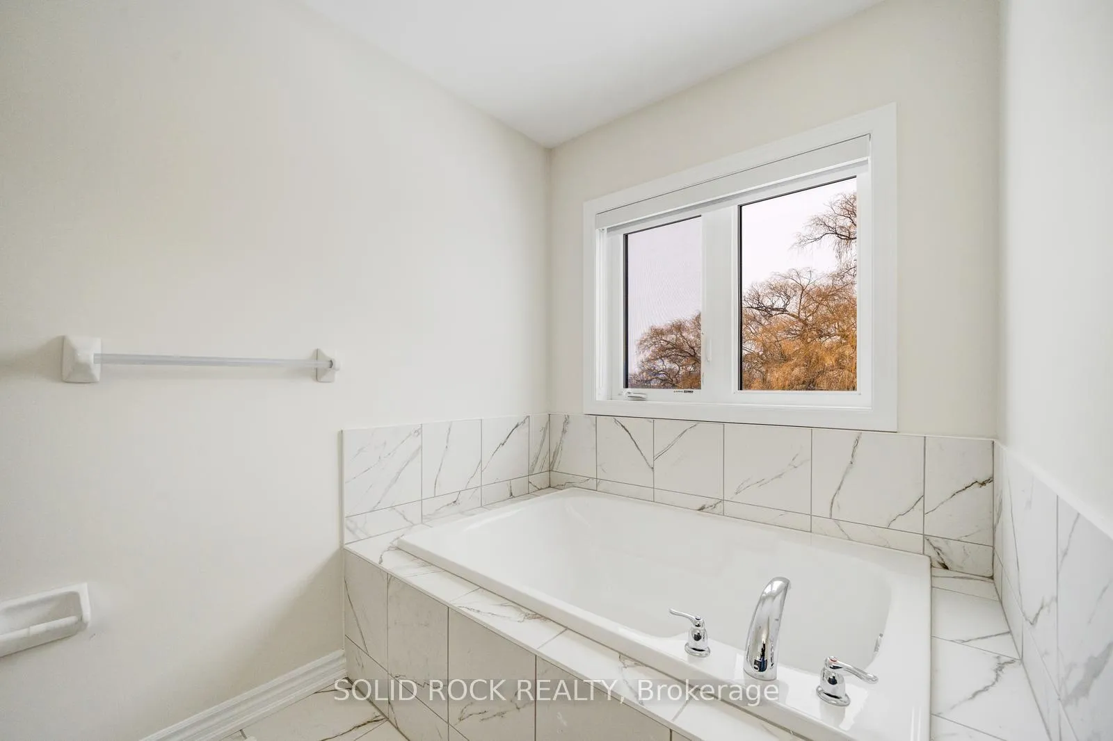 Photo 24 of 99 Anderson Road, Brantford — HOMEH