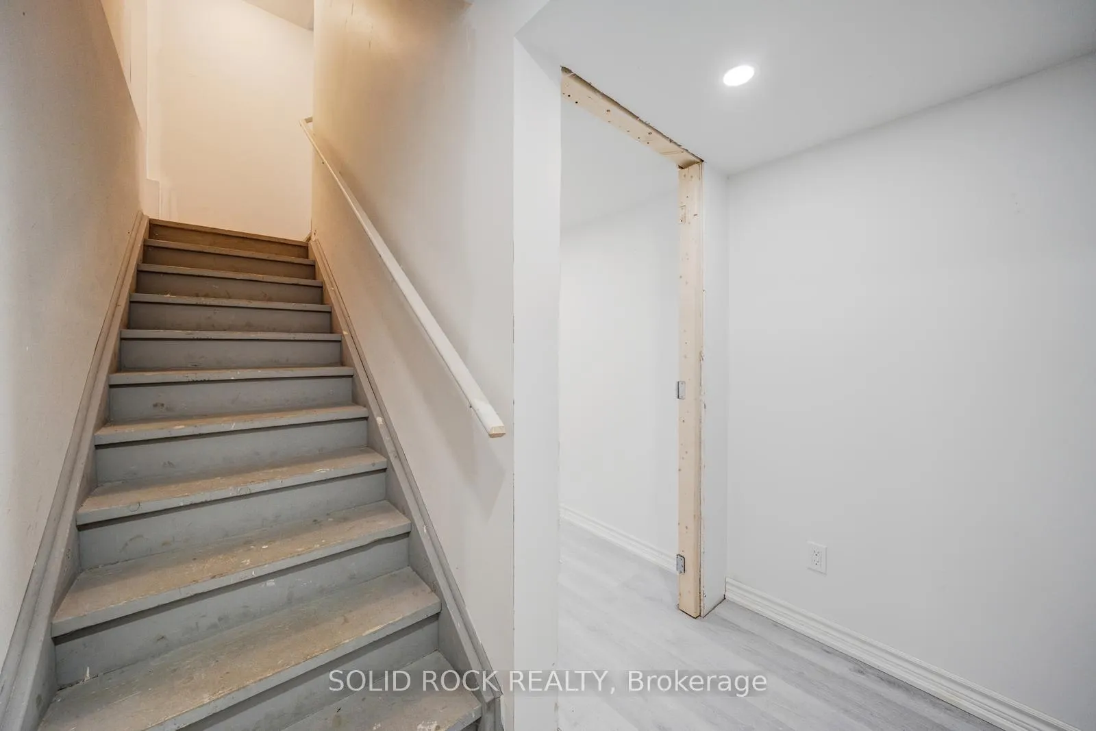 Photo 29 of 99 Anderson Road, Brantford — HOMEH