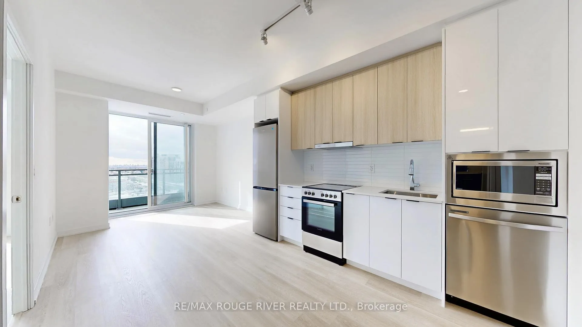 Photo 2 of Unit B-1208, 9751 Markham Road, Markham, Greensborough — HOMEH