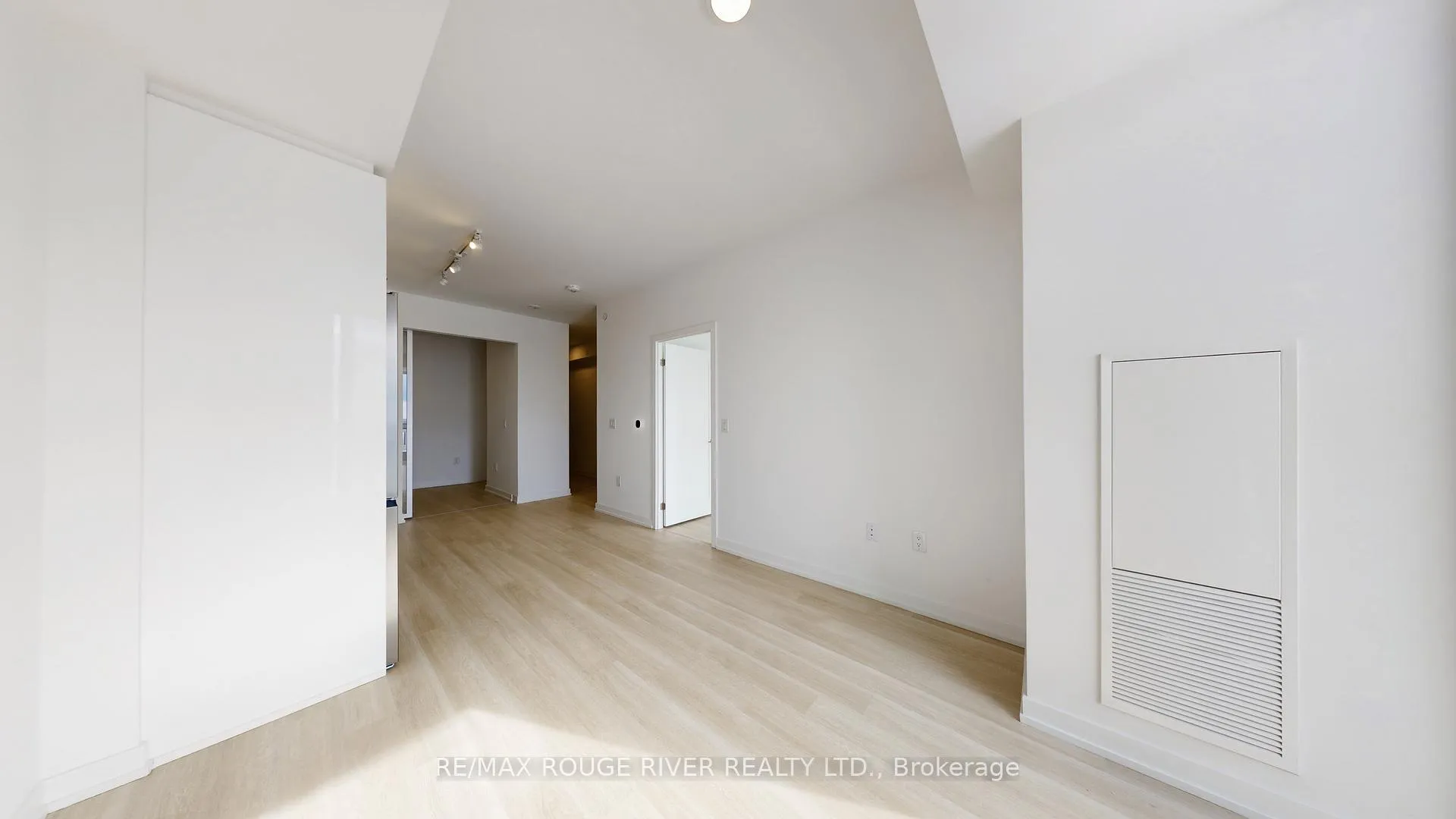 Photo 13 of Unit B-1208, 9751 Markham Road, Markham, Greensborough — HOMEH