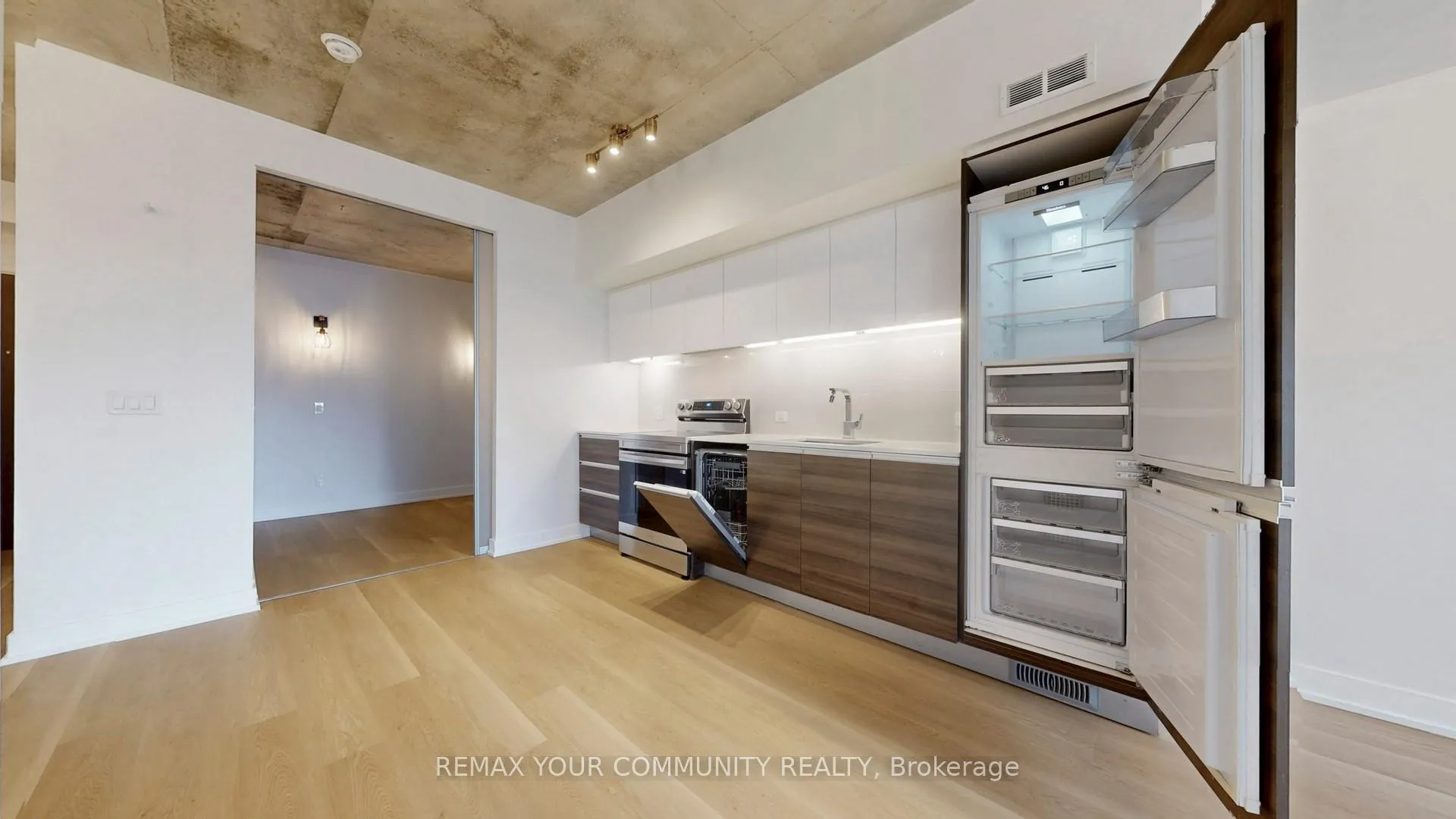 Photo 10 of Unit 531, 1190 Dundas Street E, Toronto, South Riverdale — HOMEH