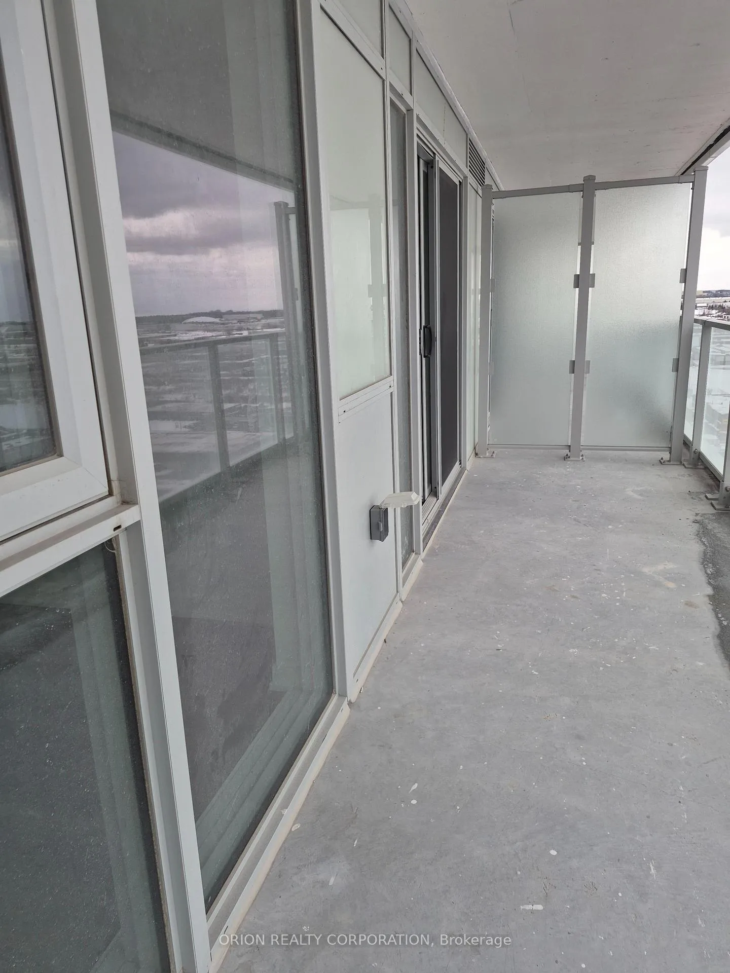Photo 6 of Unit 1907, 1010 Sandy Beach Road, Pickering, Bay Ridges — HOMEH