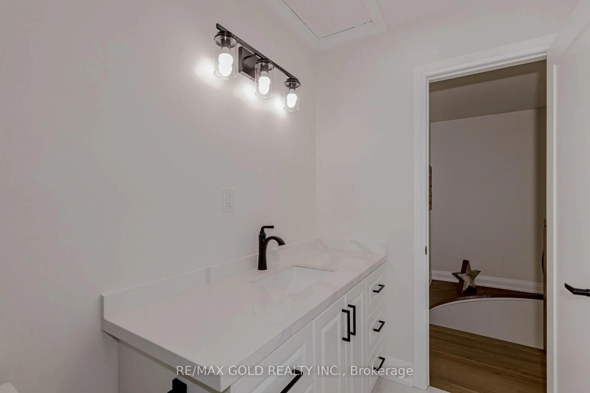 Photo 22 of 78 Deerpark Crescent, Brampton, Brampton West — HOMEH