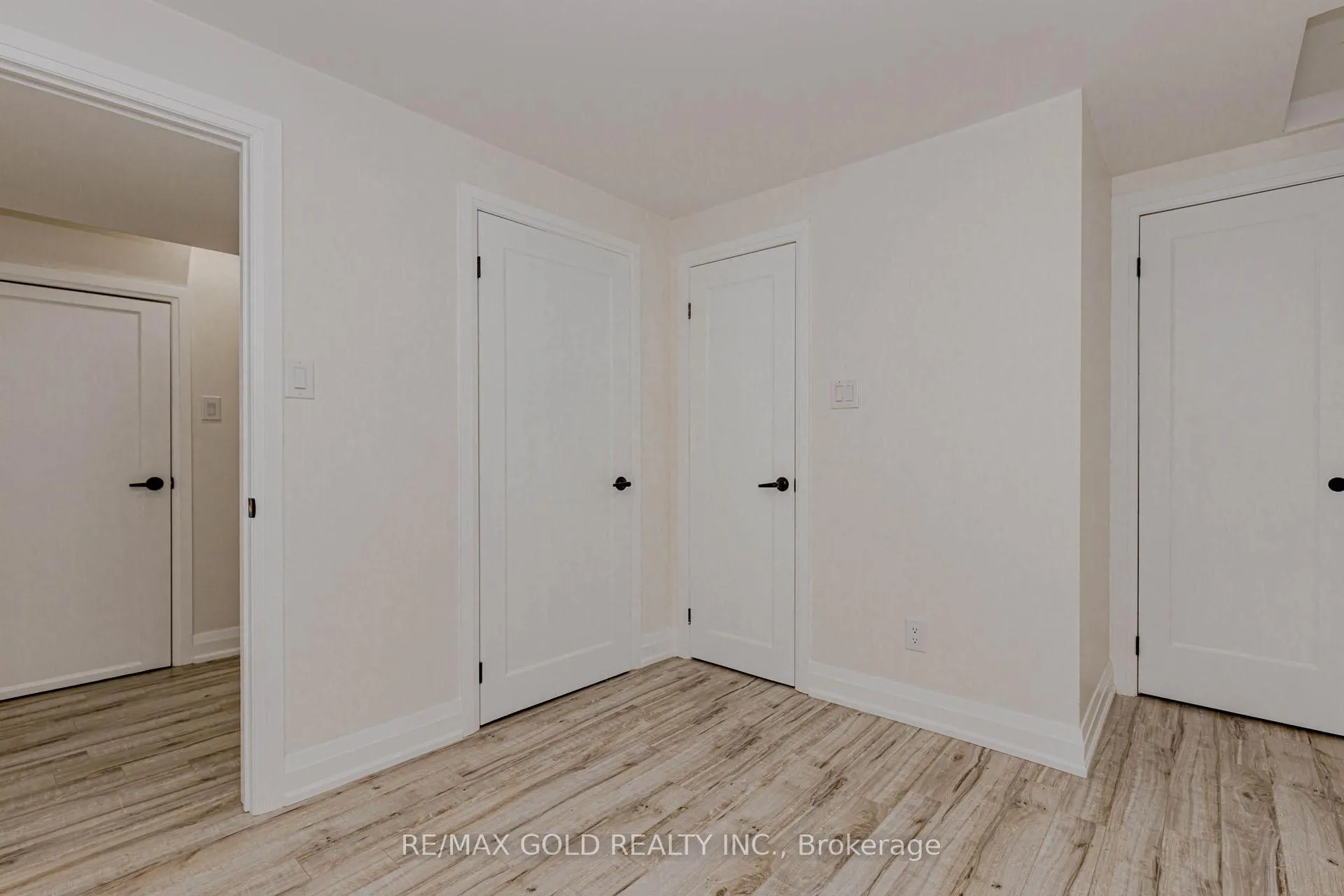Photo 30 of 78 Deerpark Crescent, Brampton, Brampton West — HOMEH