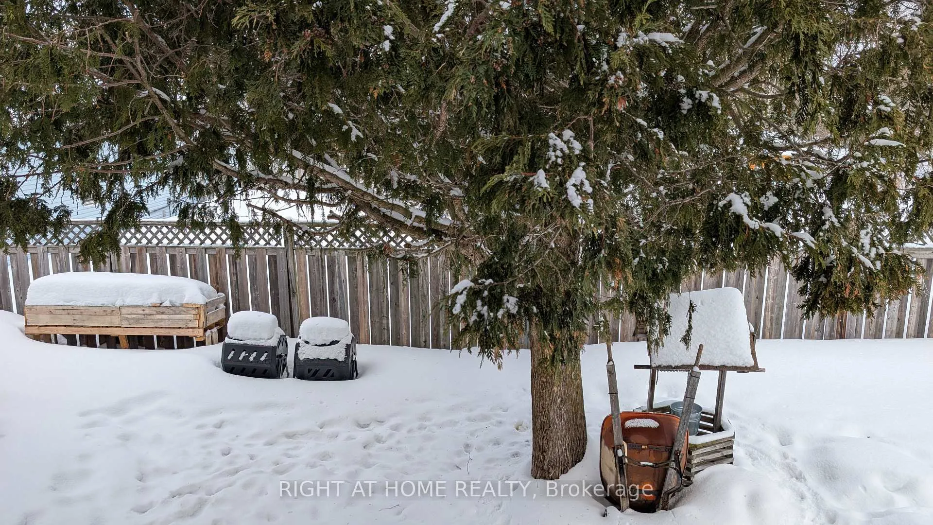 Photo 26 of 368 Levesque Street, West Nipissing, Sturgeon Falls — HOMEH