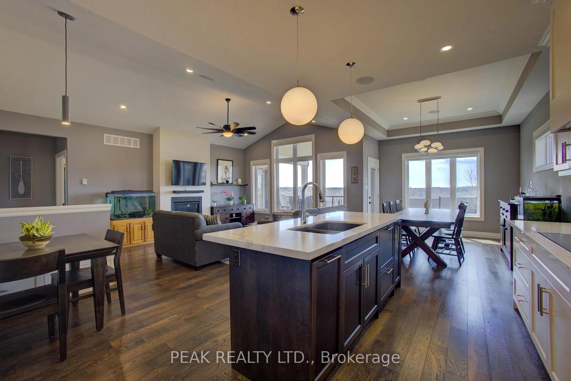 Photo 15 of 138 Ridgeview Drive, Mapleton, Rural Mapleton — HOMEH