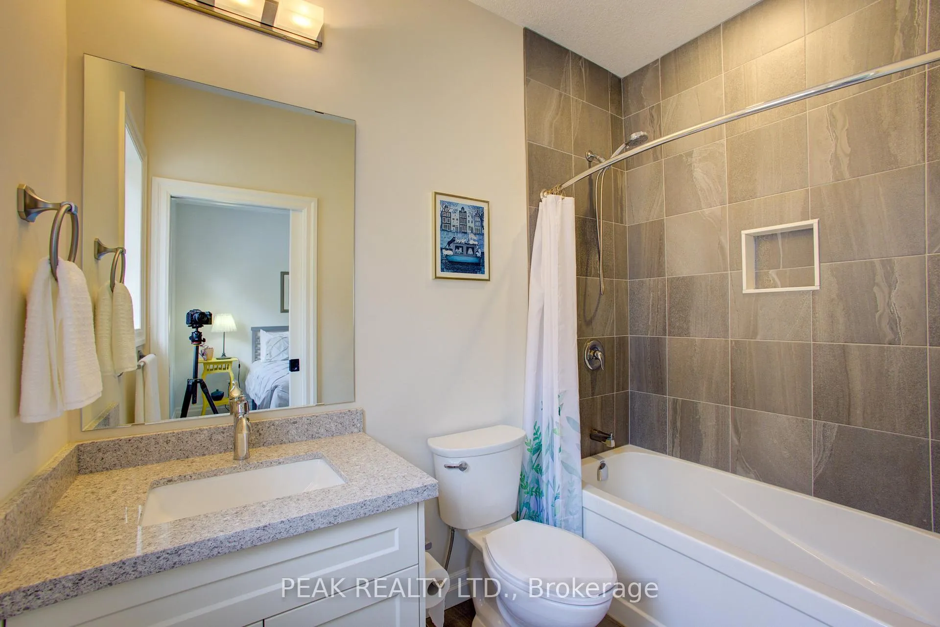 Photo 29 of 138 Ridgeview Drive, Mapleton, Rural Mapleton — HOMEH