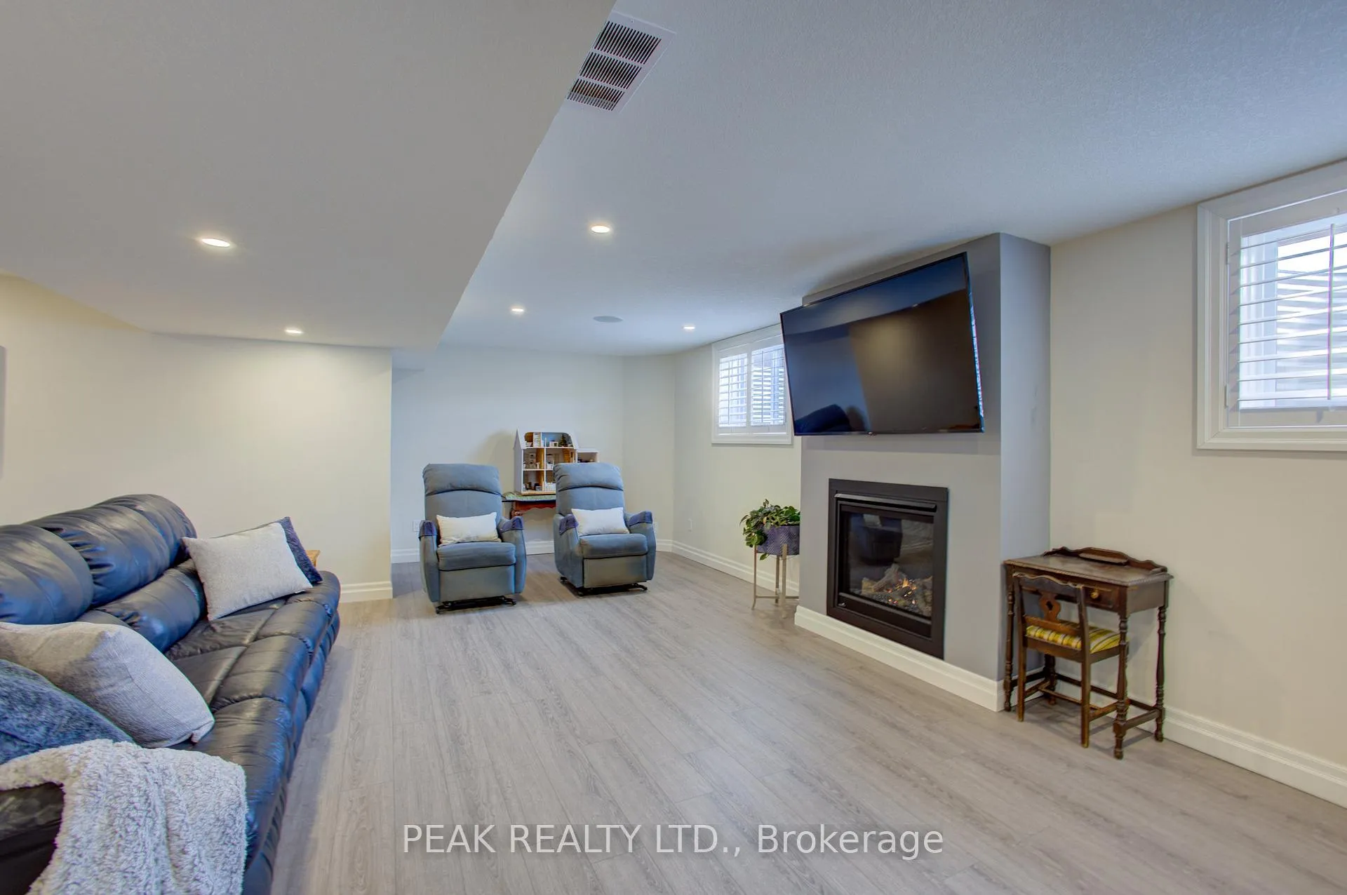 Photo 33 of 138 Ridgeview Drive, Mapleton, Rural Mapleton — HOMEH