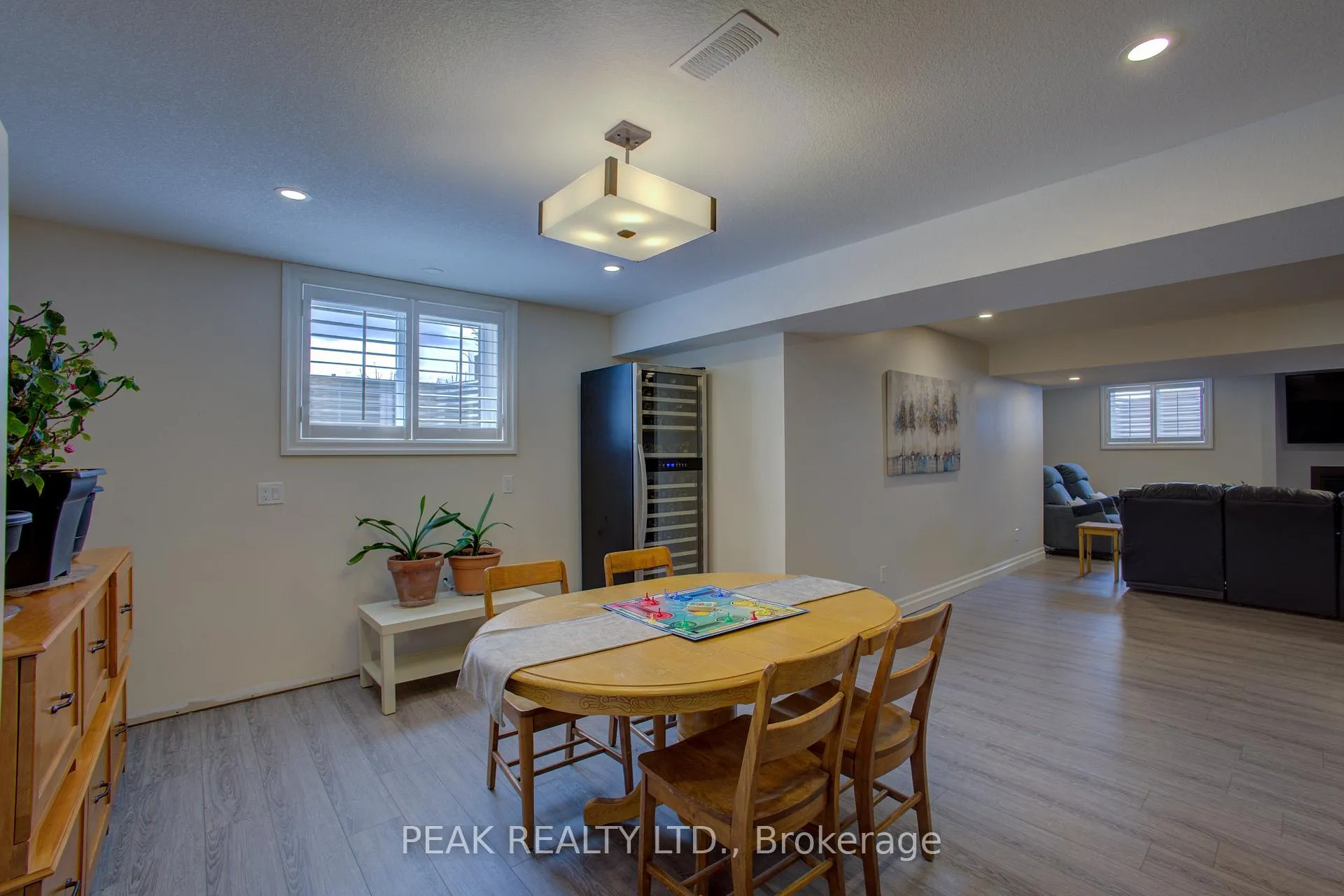 Photo 38 of 138 Ridgeview Drive, Mapleton, Rural Mapleton — HOMEH