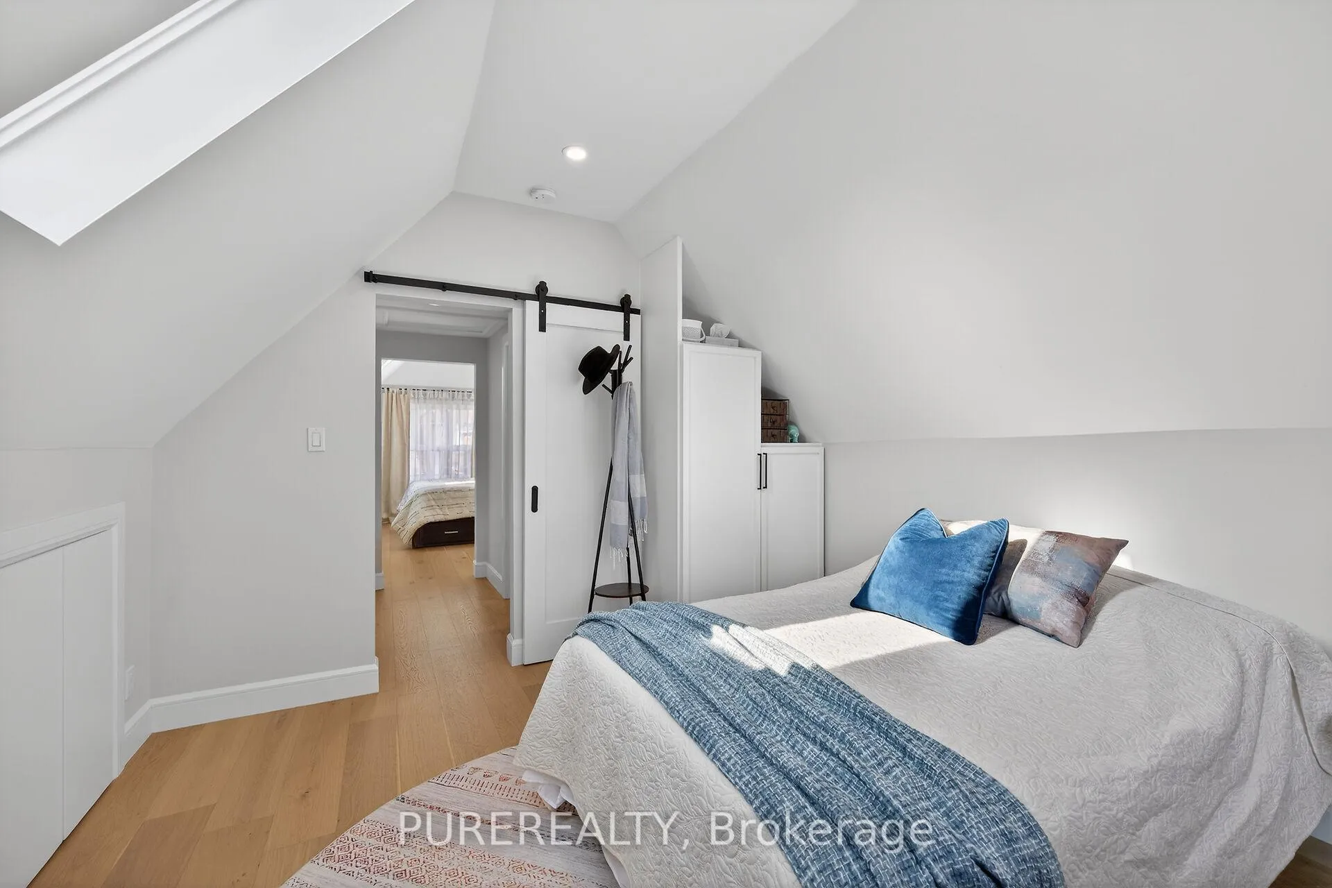 Photo 21 of 41 Liberty Street, Hamilton, Corktown — HOMEH