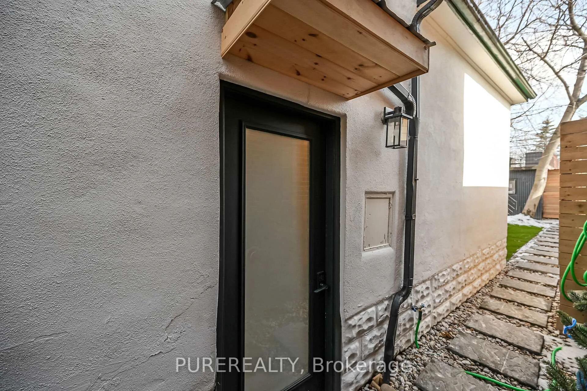 Photo 35 of 41 Liberty Street, Hamilton, Corktown — HOMEH