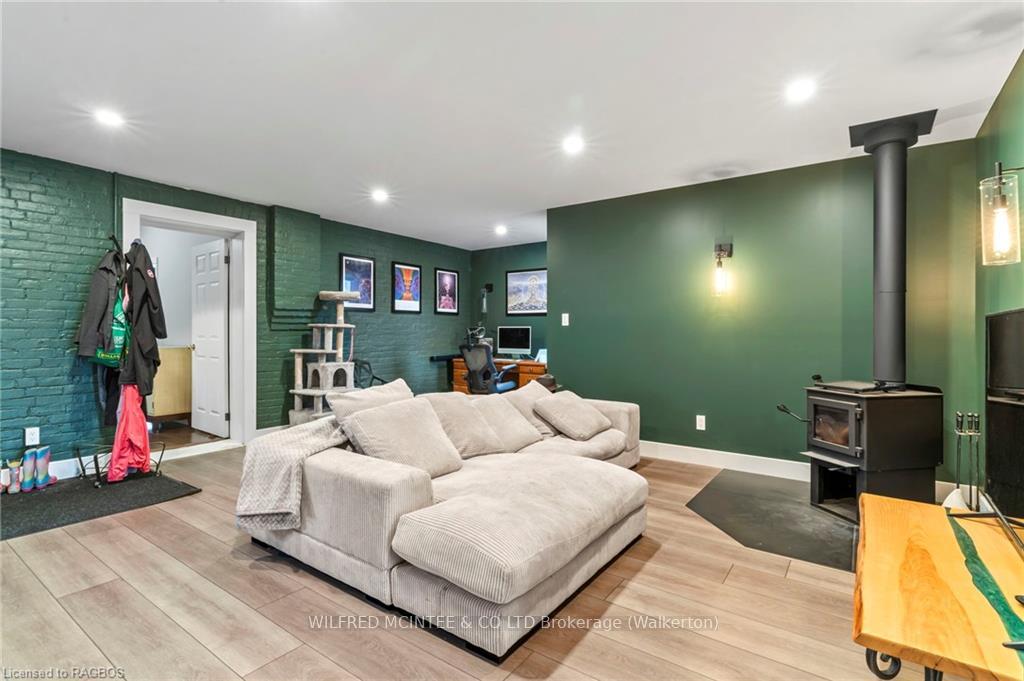 Photo 11 of 595 11TH Avenue, Hanover — HOMEH