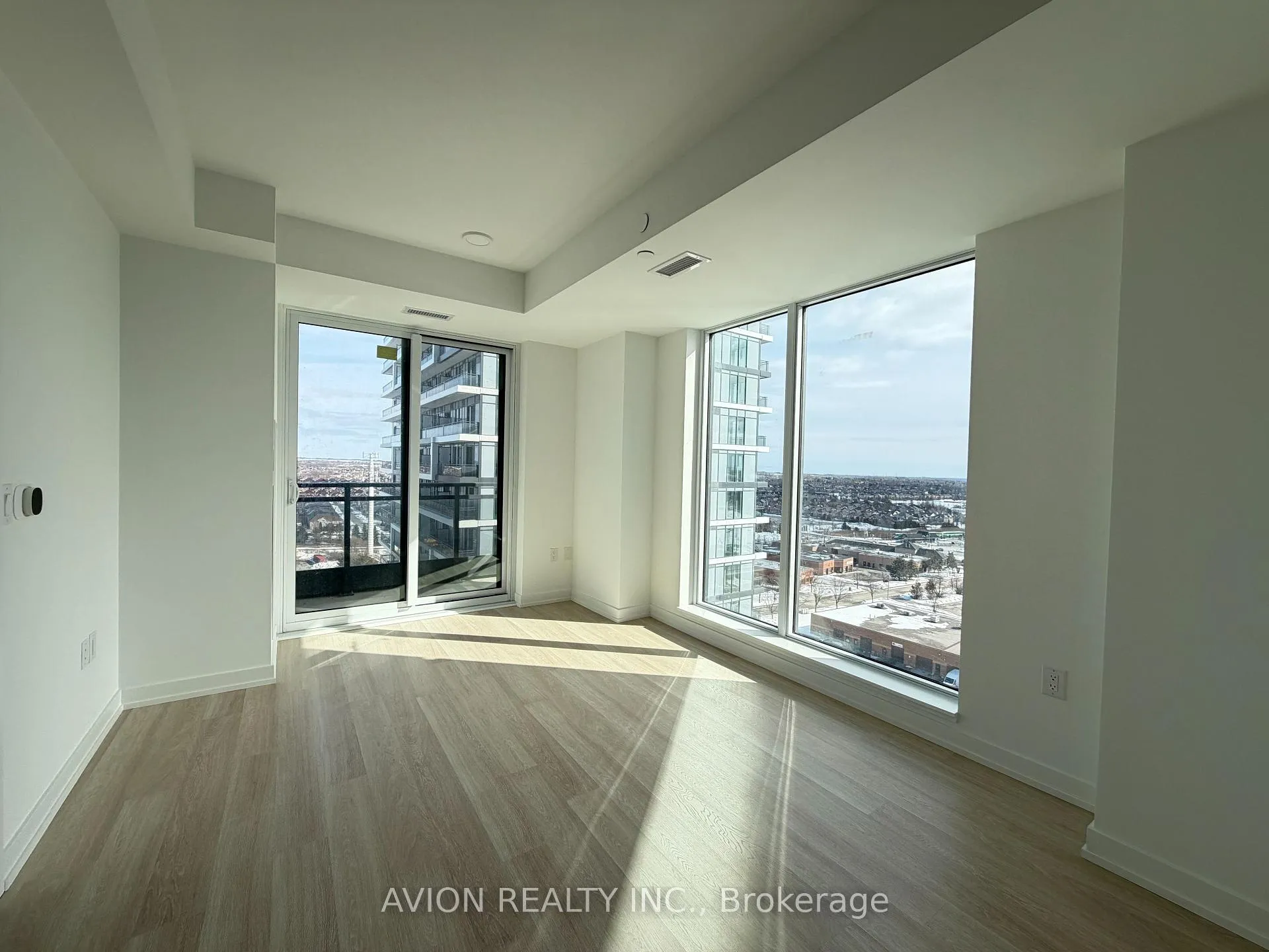 Photo 2 of Unit A-1702, 9763 Markham Road, Markham, Greensborough — HOMEH