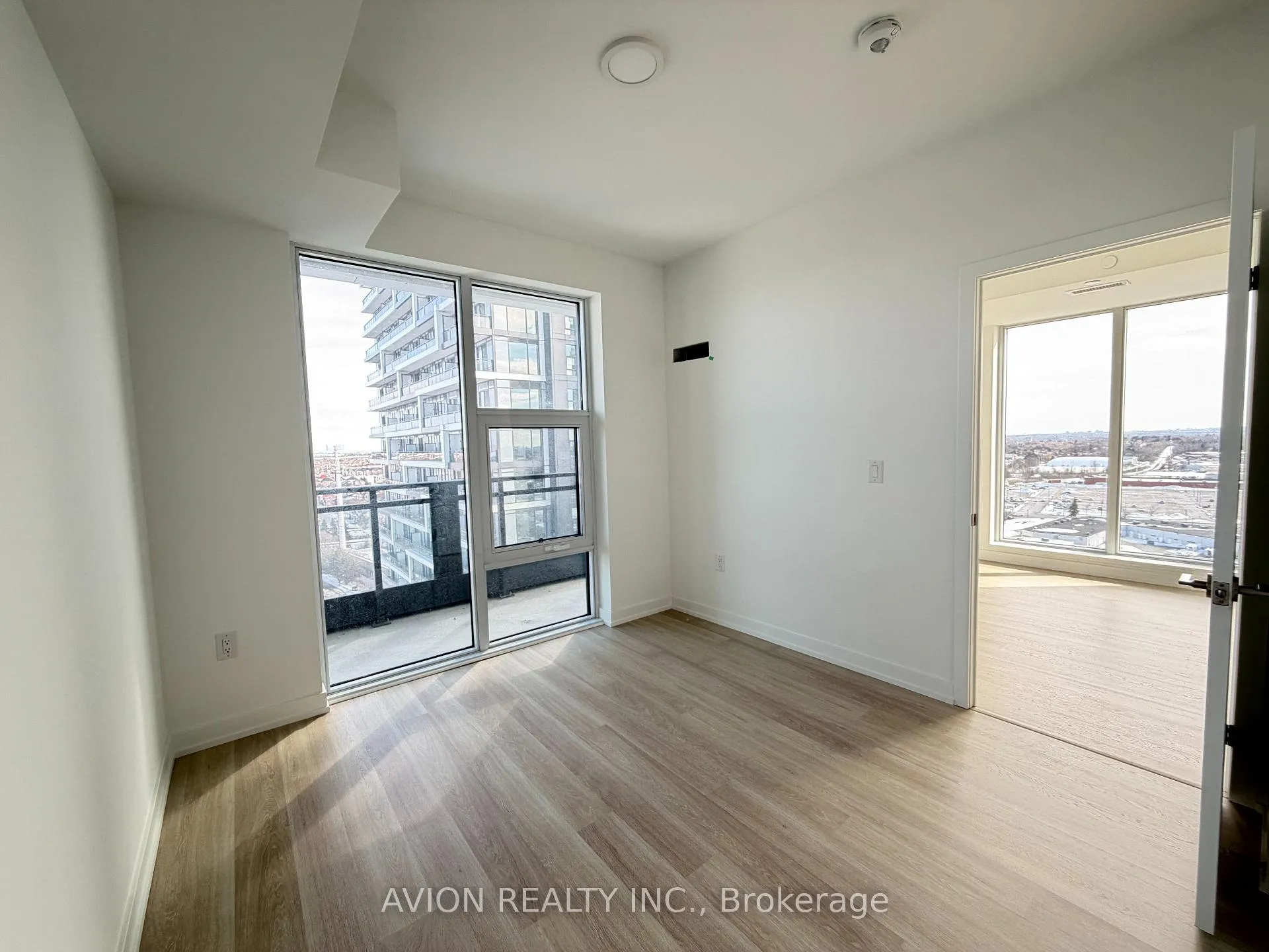 Photo 5 of Unit A-1702, 9763 Markham Road, Markham, Greensborough — HOMEH