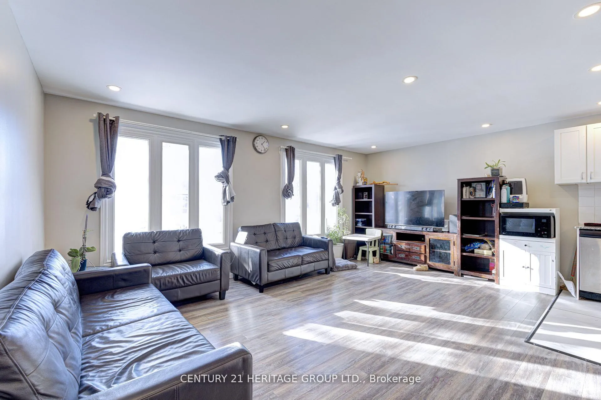 Photo 25 of 92 Horning Drive, Hamilton, Fessenden — HOMEH
